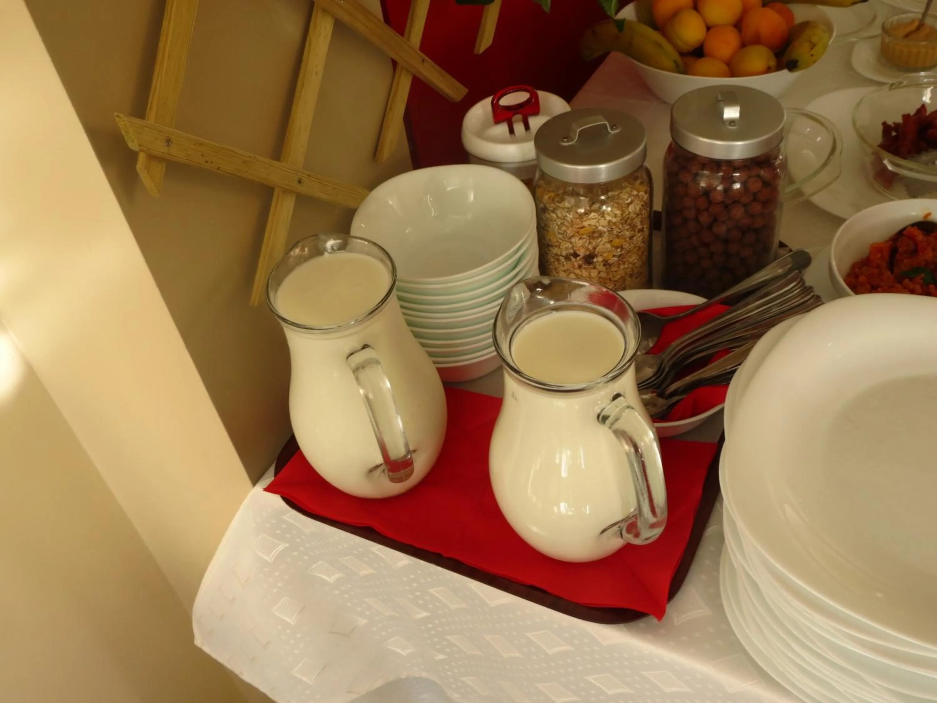 Buffet breakfast in Hotel Crisalpin