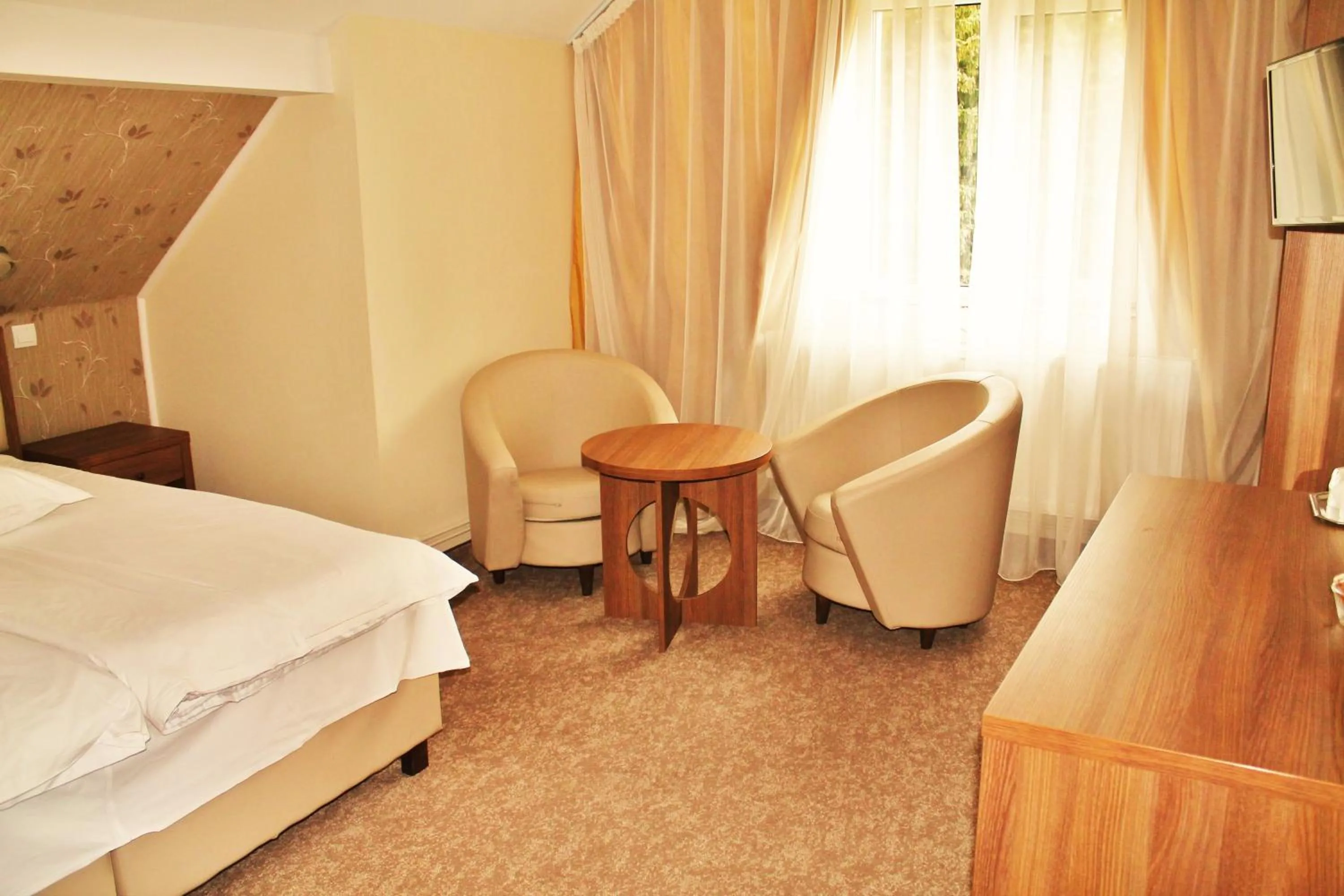 Decorative detail, Bed in Hotel Crisalpin