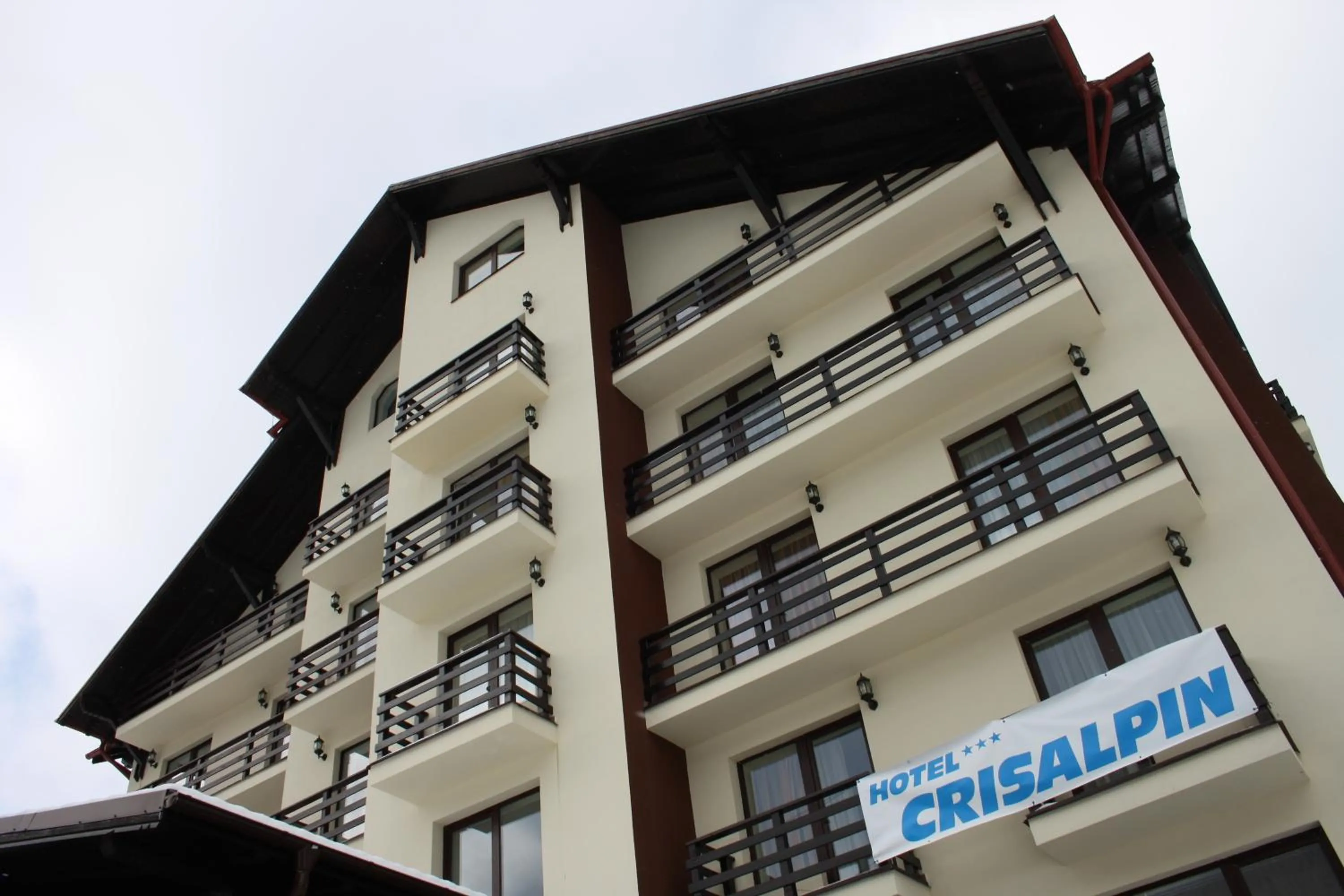 Facade/entrance in Hotel Crisalpin