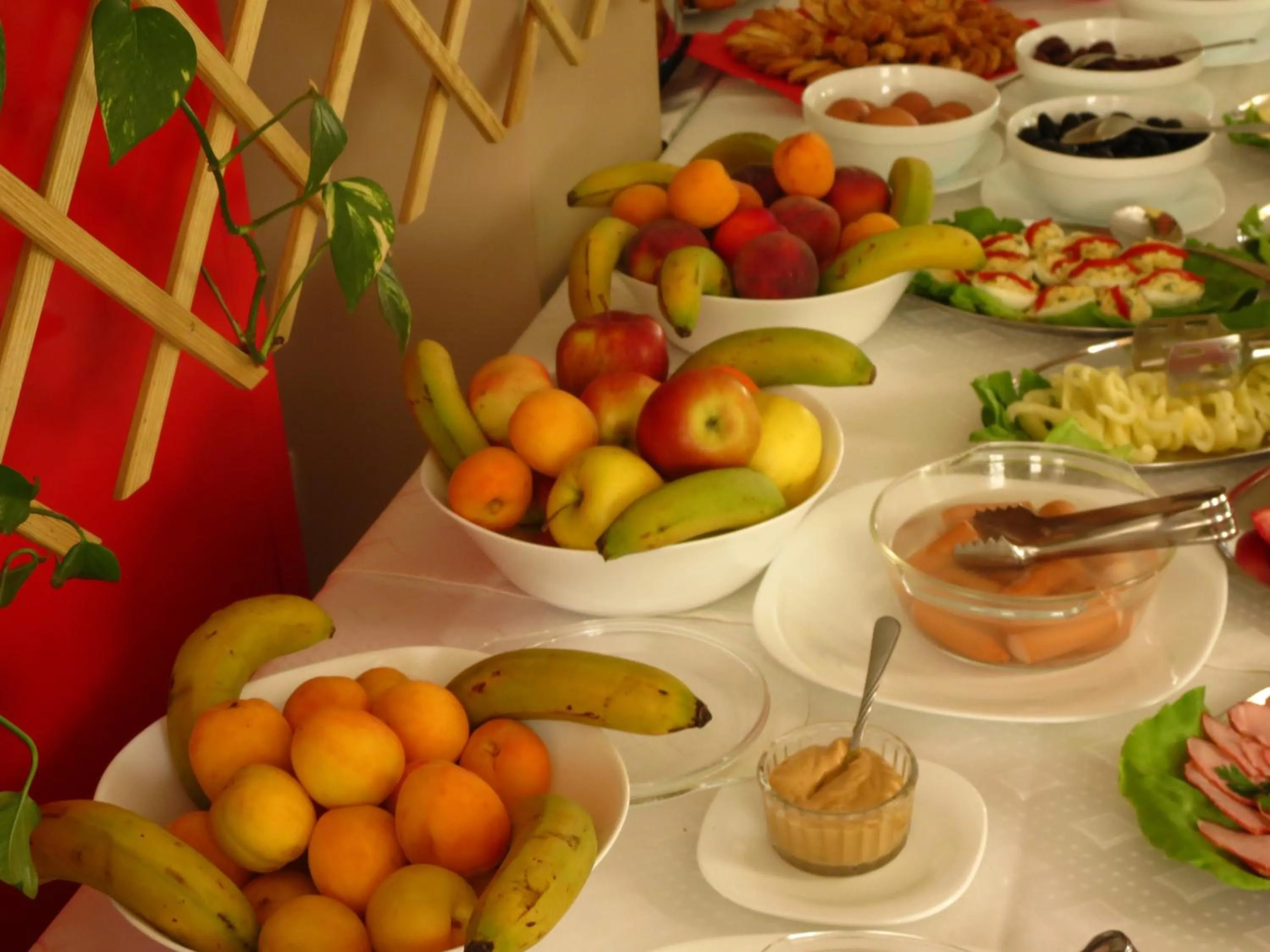 Buffet breakfast in Hotel Crisalpin