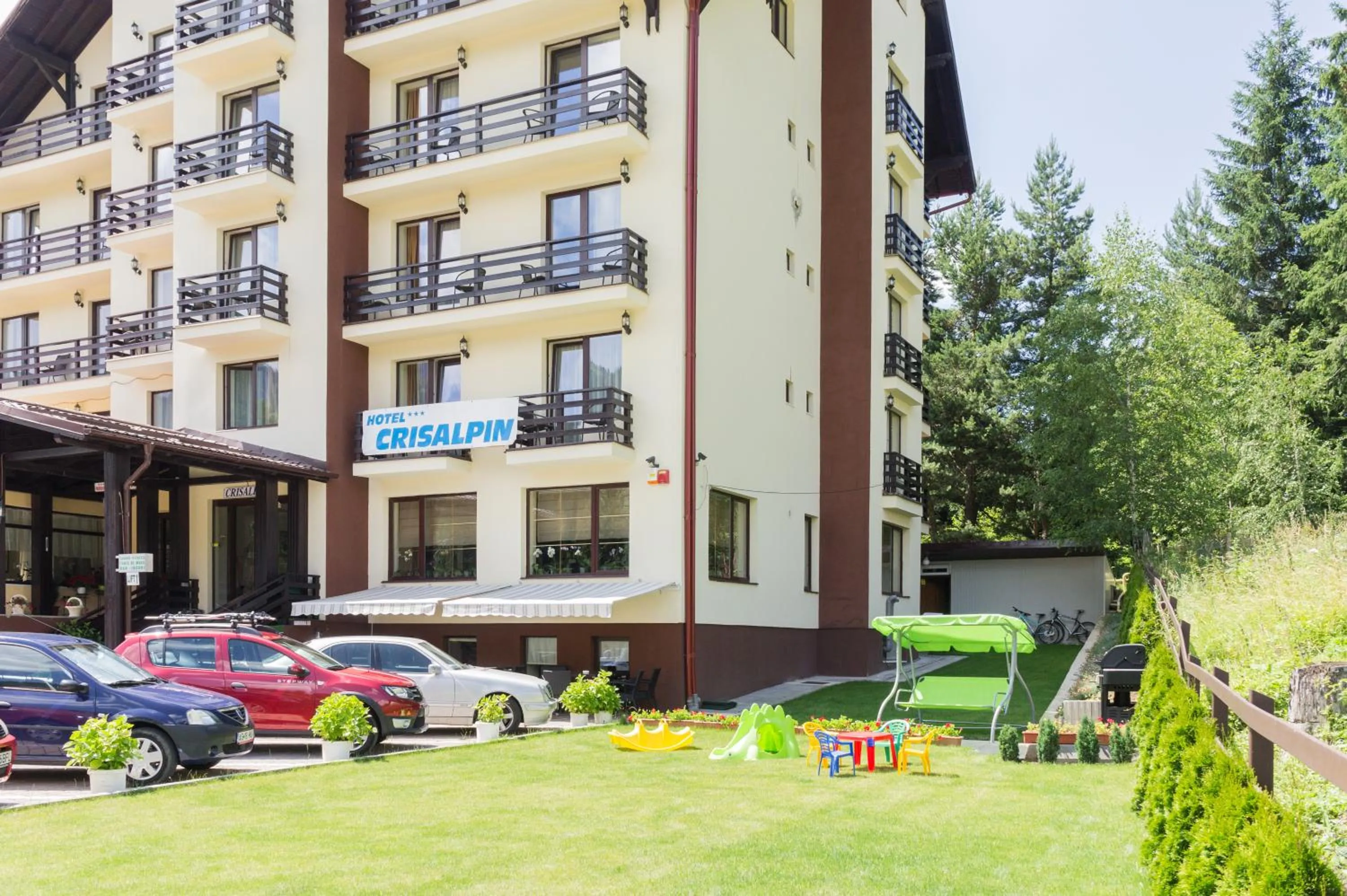 Facade/entrance in Hotel Crisalpin