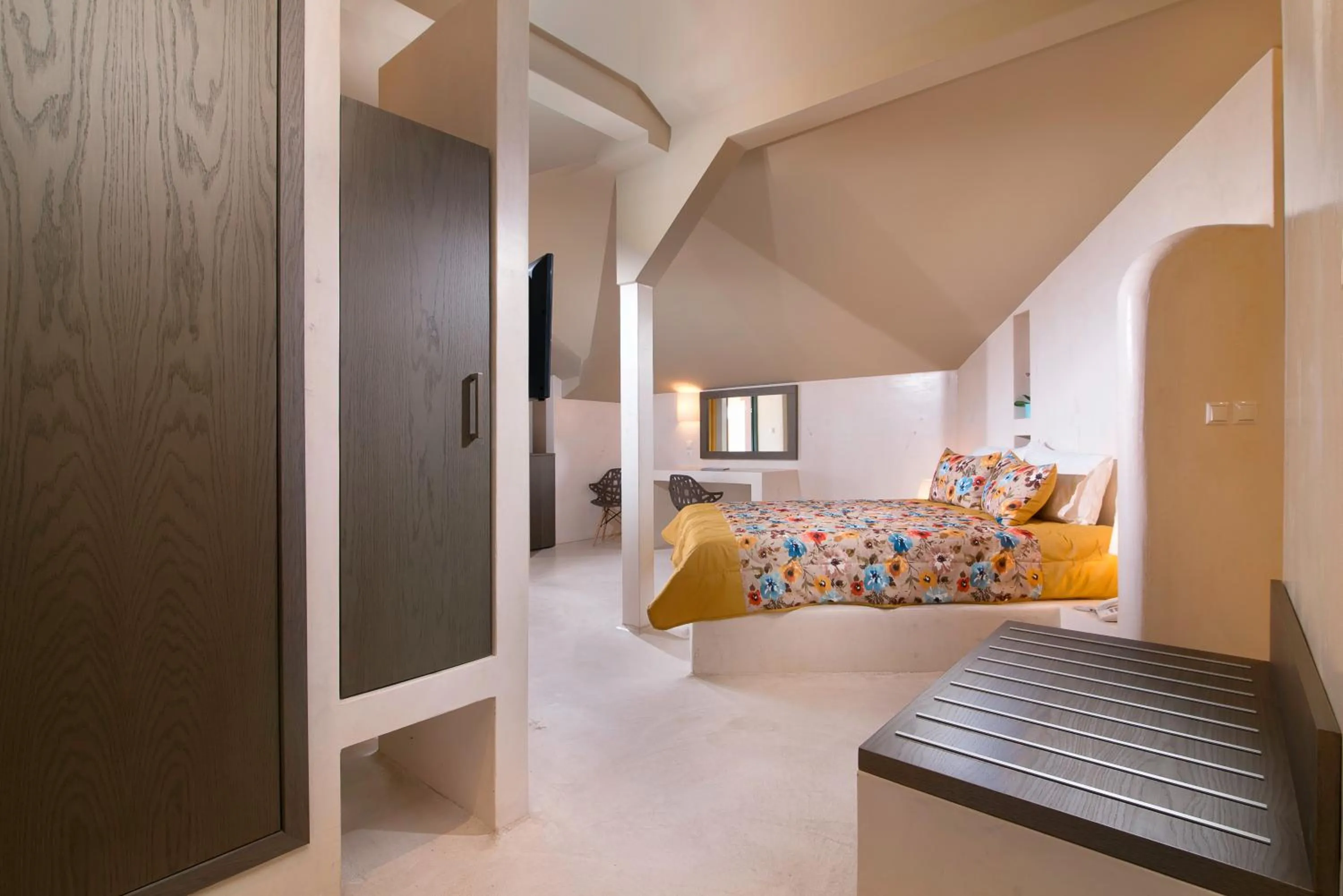 Bedroom, Bed in Ocean Beach Hotel