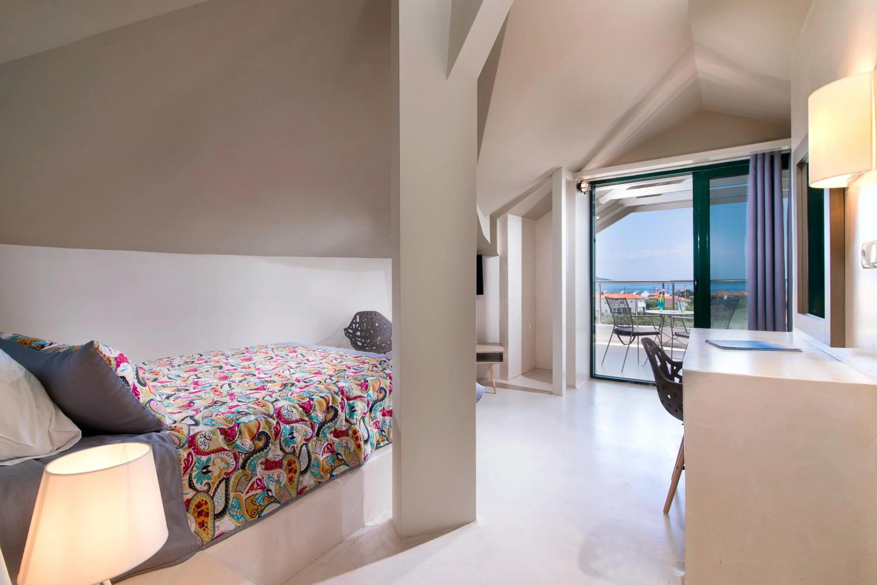 Bedroom, Bed in Ocean Beach Hotel
