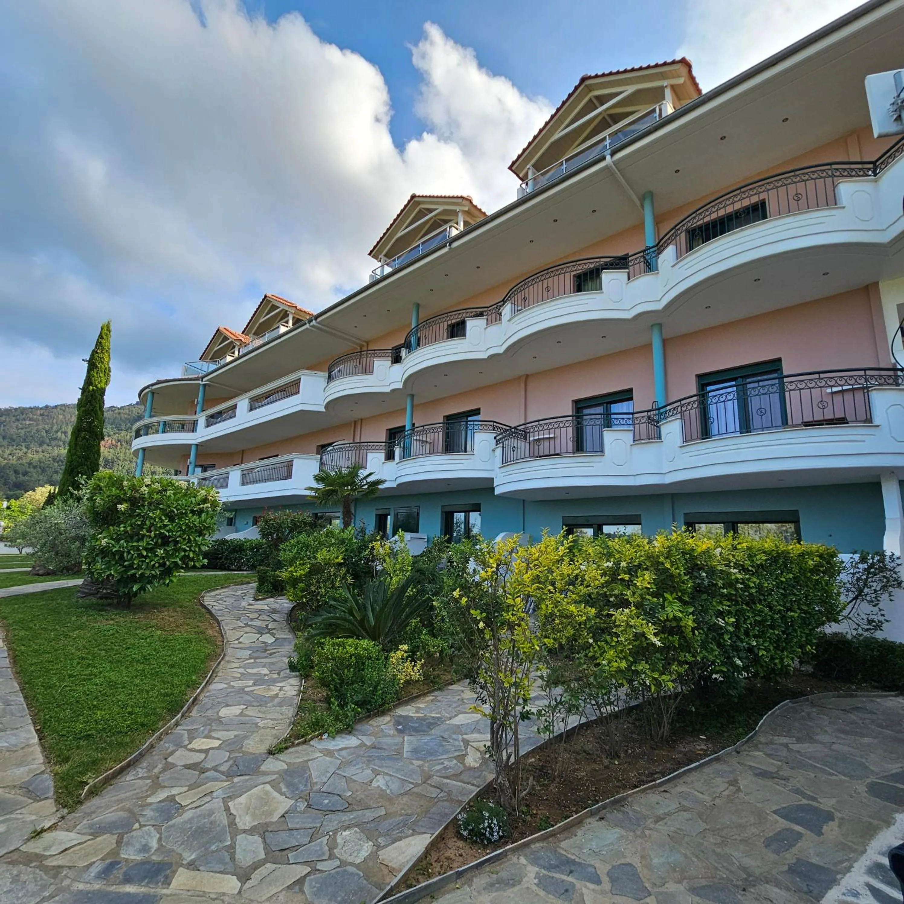 Property building in Ocean Beach Hotel