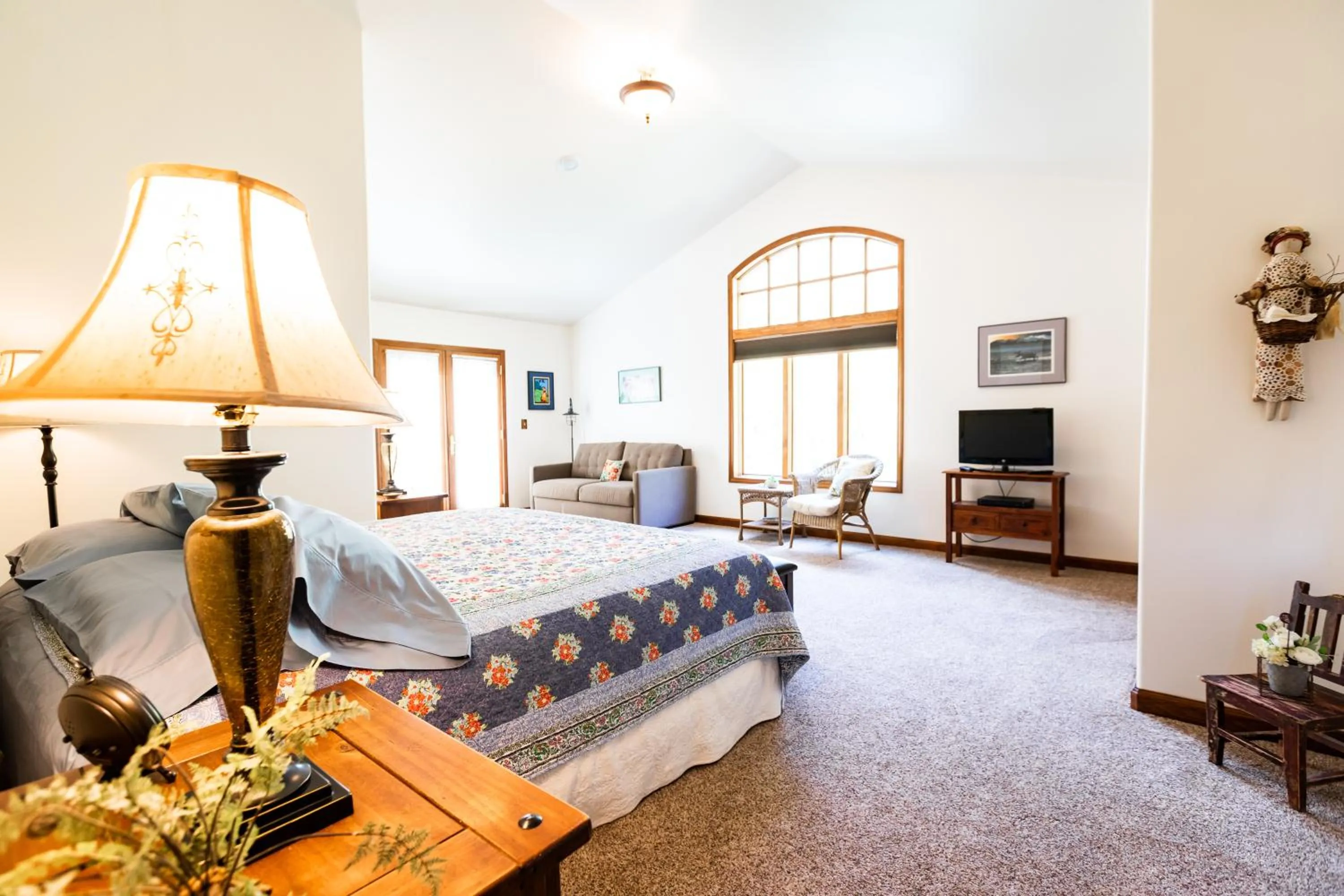Bedroom, Bed in Inn at Tern Lake