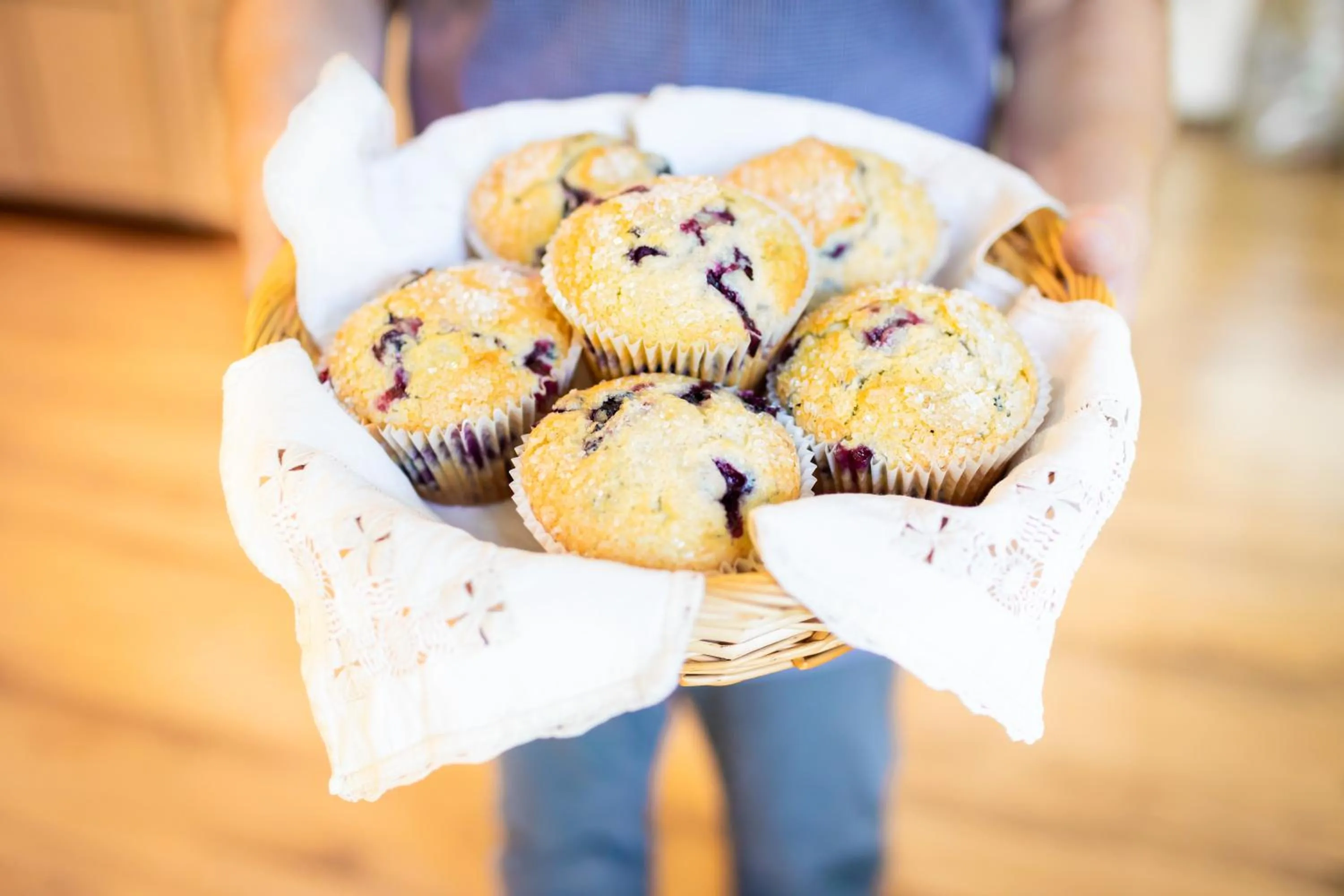 Buffet breakfast in Inn at Tern Lake