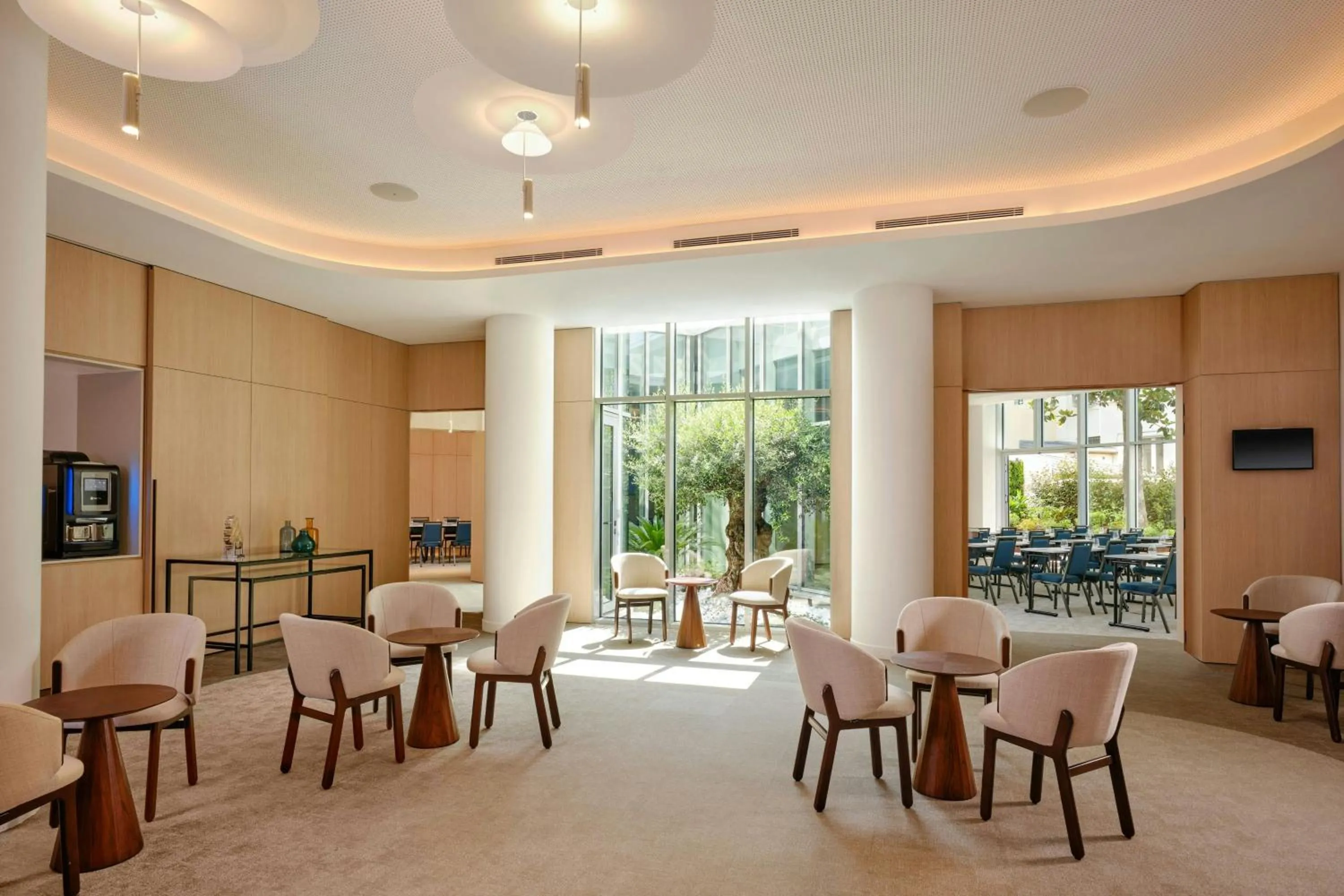 Lounge or bar in AC Hotel by Marriott Nice