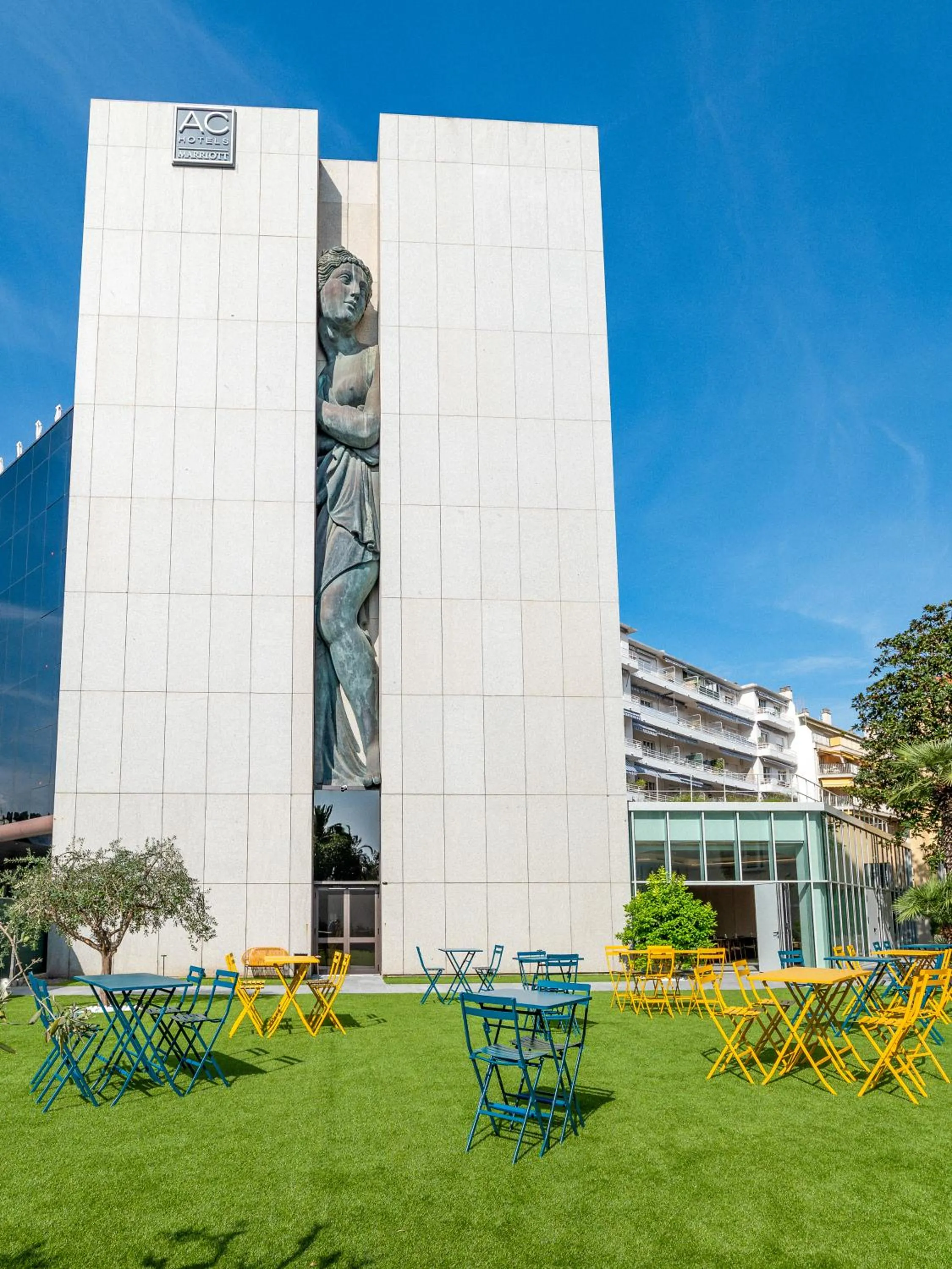 Facade/entrance in AC Hotel by Marriott Nice