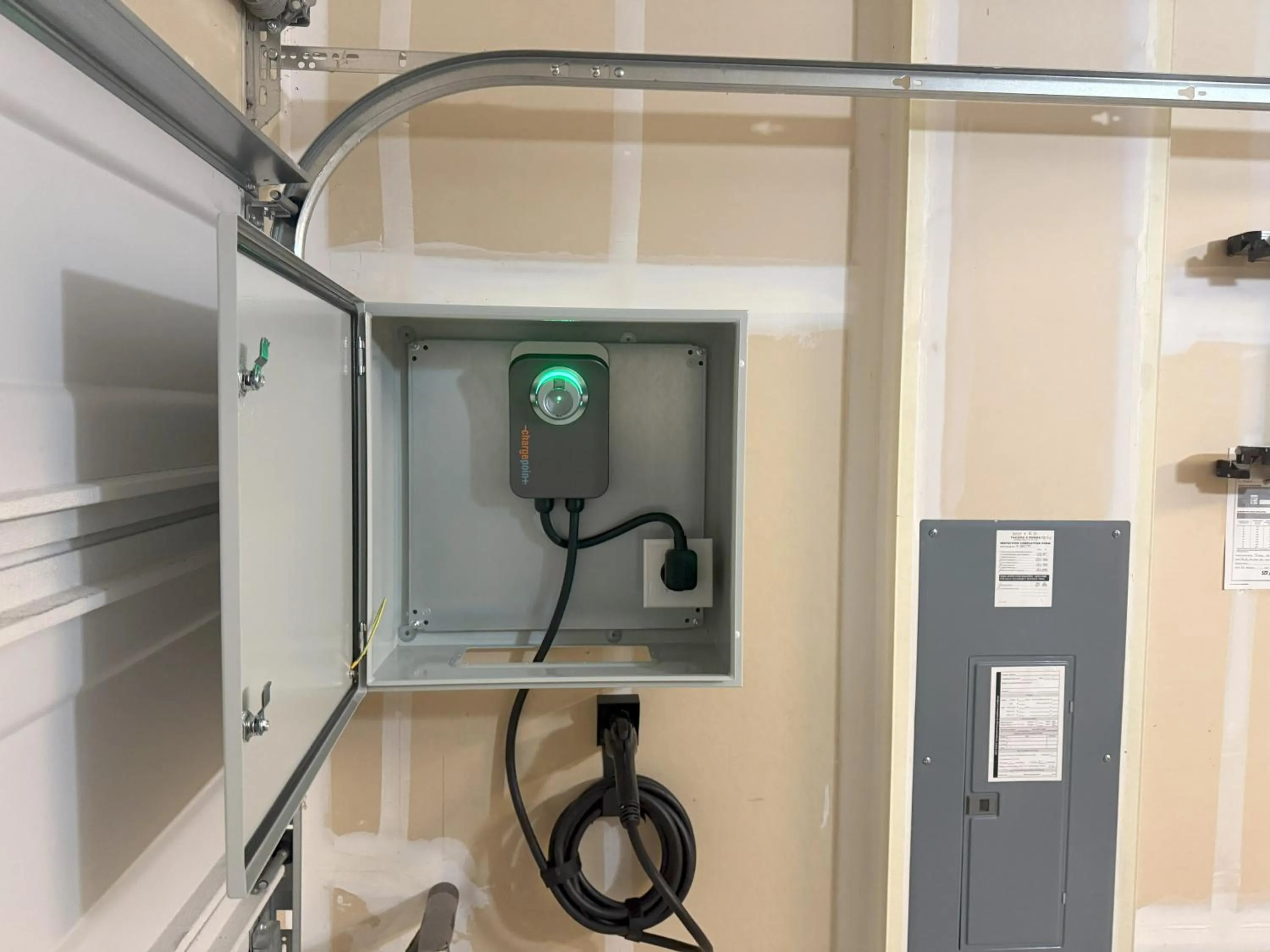 Terra House Tacoma - EV Power Station, Crib, Stroller, High Chair