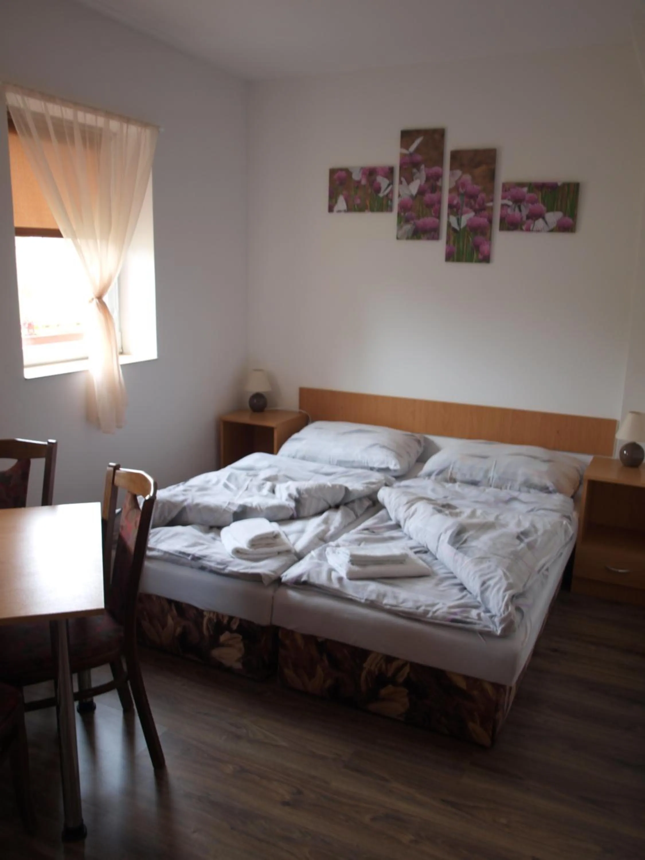 Bed in penzion U Kmotra