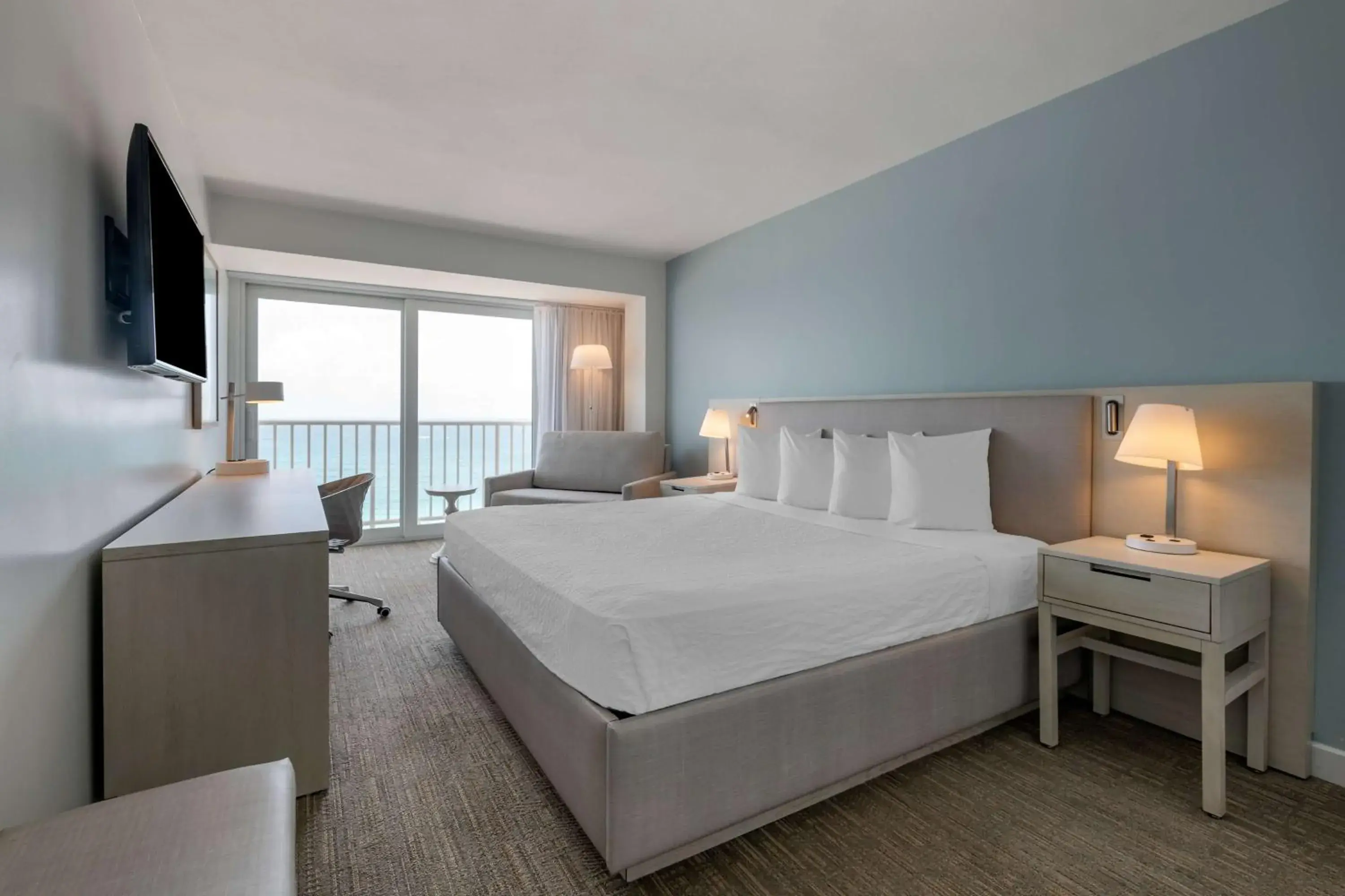 Bed in Condado Palm Inn San Juan, Tapestry Collection by Hilton Bed in Condado Palm Inn San Juan, Tapestry Collection by Hilton