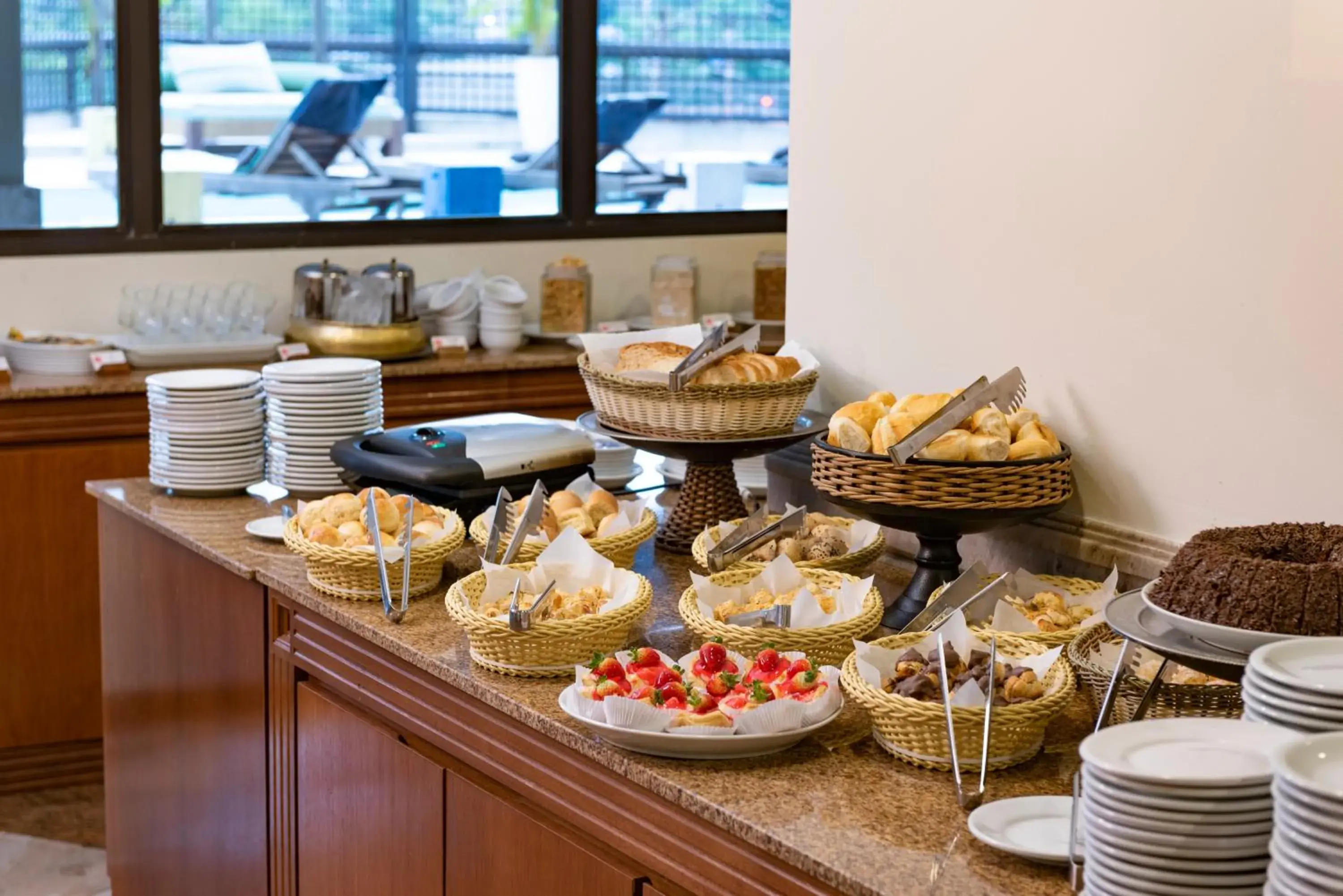 Food and drinks in Monreale Plus Midtown Campinas Food and drinks in Monreale Plus Midtown Campinas