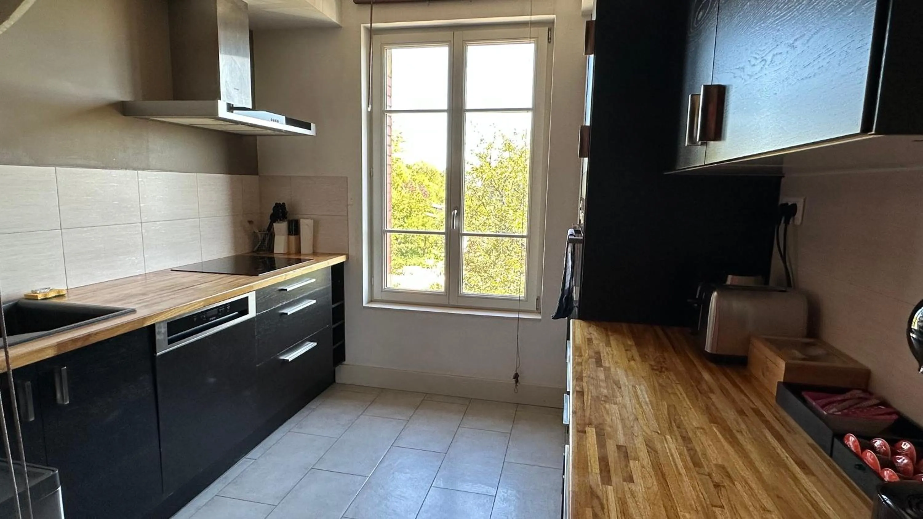 Kitchen or kitchenette, Kitchen/Kitchenette in Meublé prestige