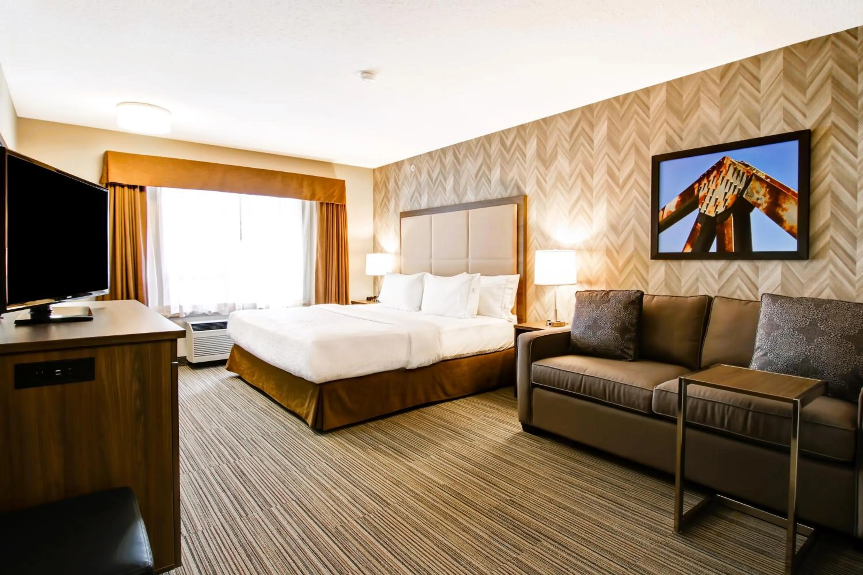 Bedroom, Bed in Canalta Brooks