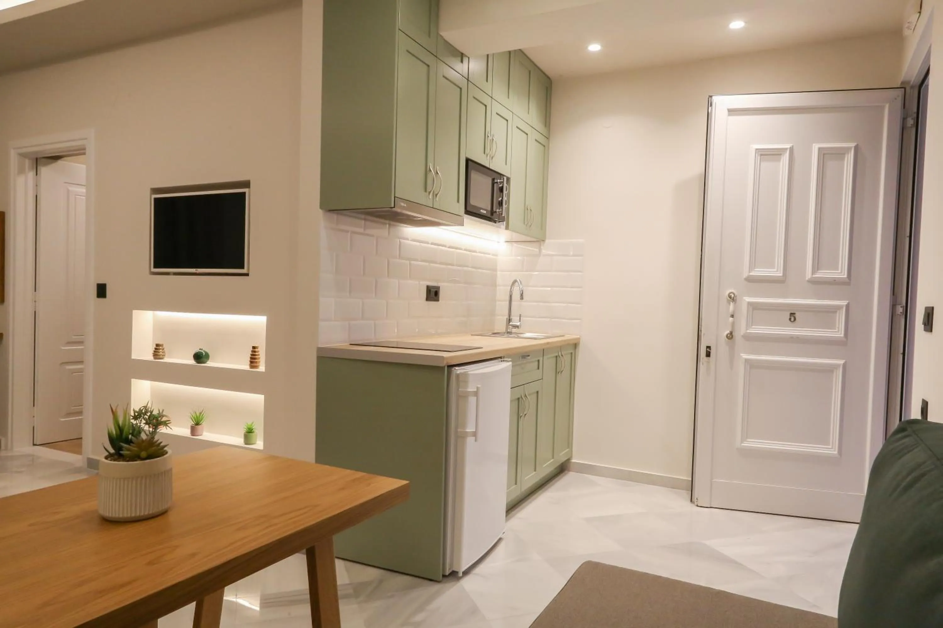 kitchen in Heaven Apartments