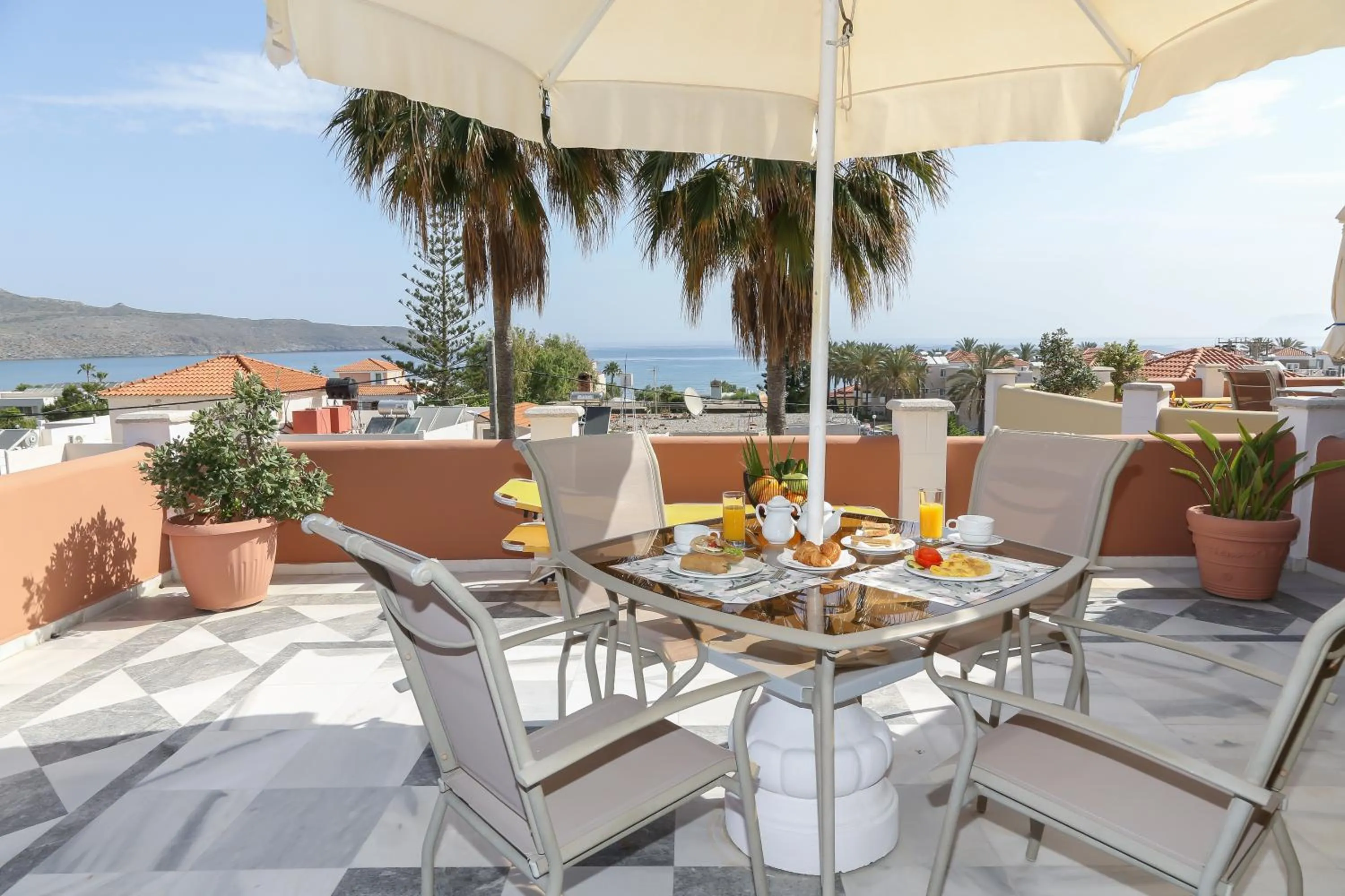 Balcony/Terrace in Heaven Apartments