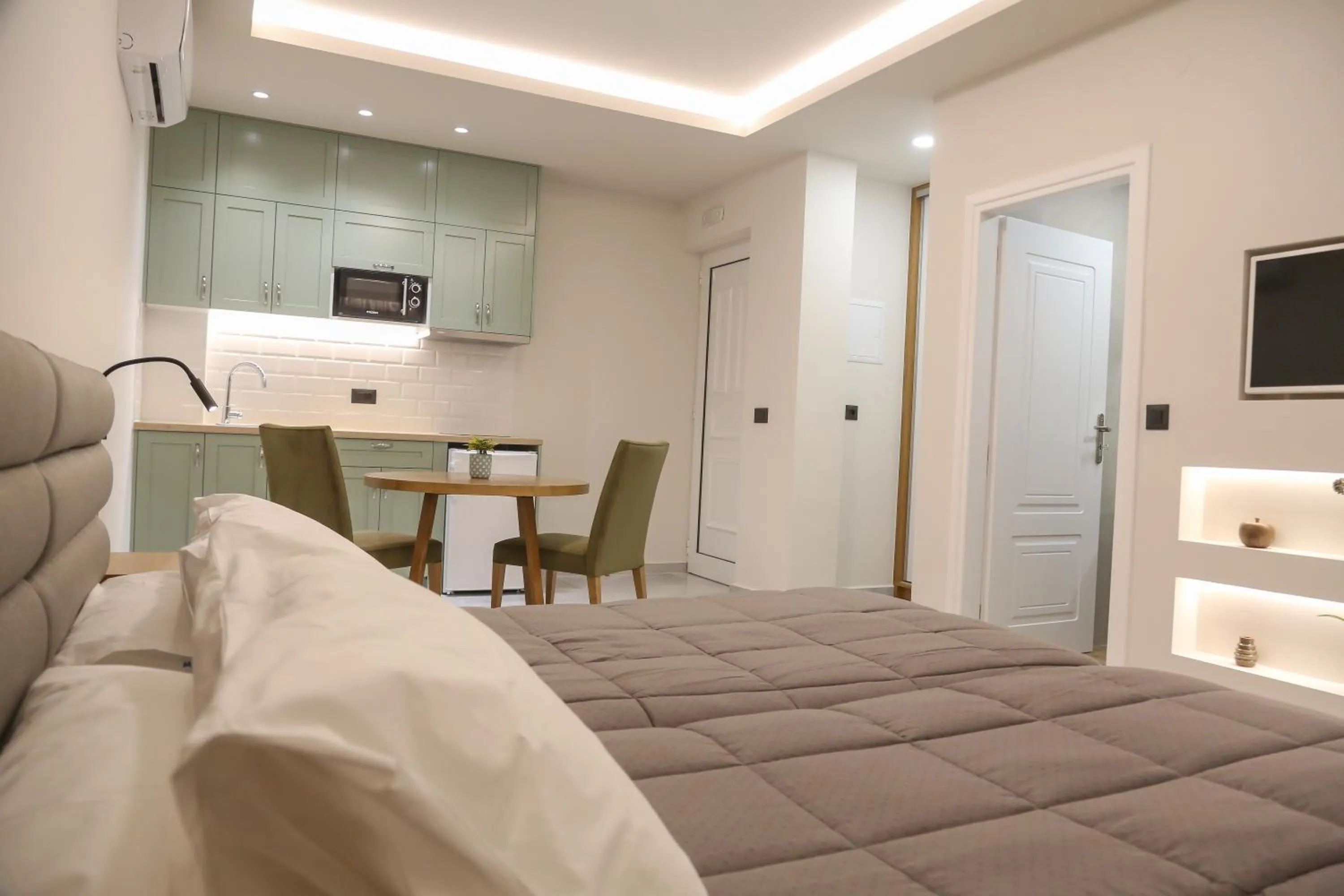 Bed in Heaven Apartments