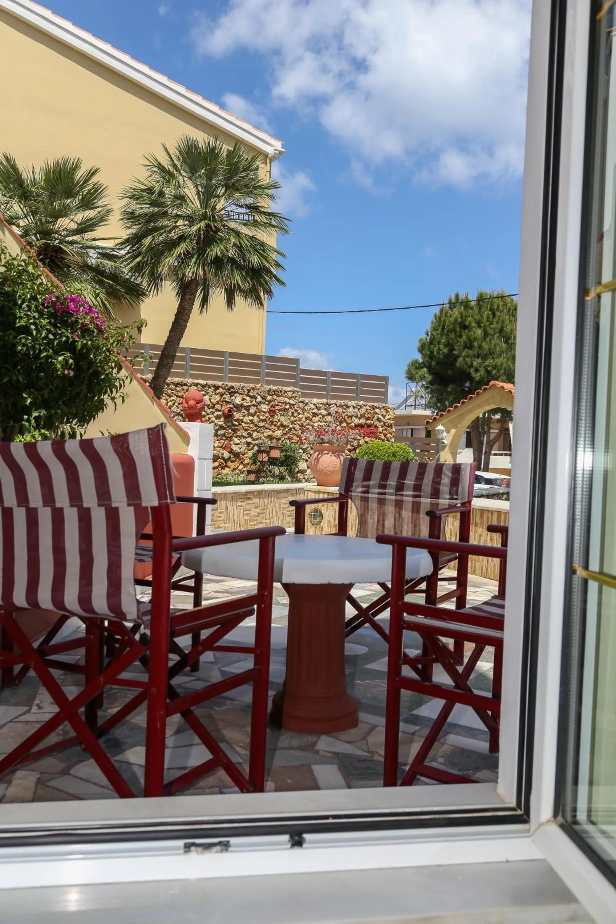 Balcony/Terrace in Heaven Apartments