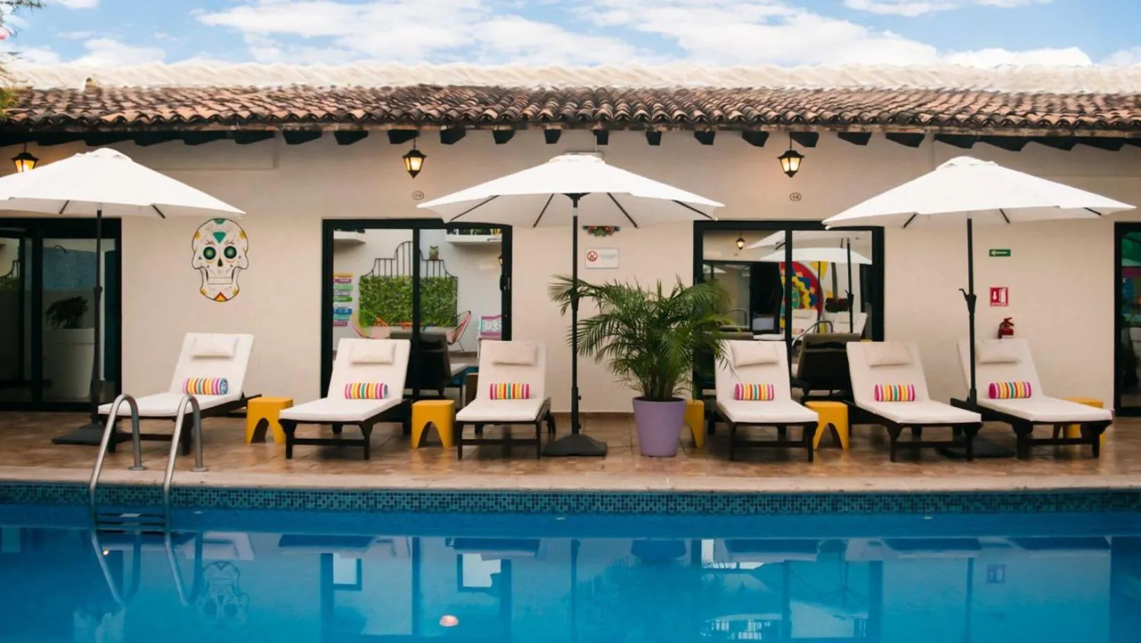 Swimming pool in Casa Maria Hotel Boutique & Gallery Adults Only