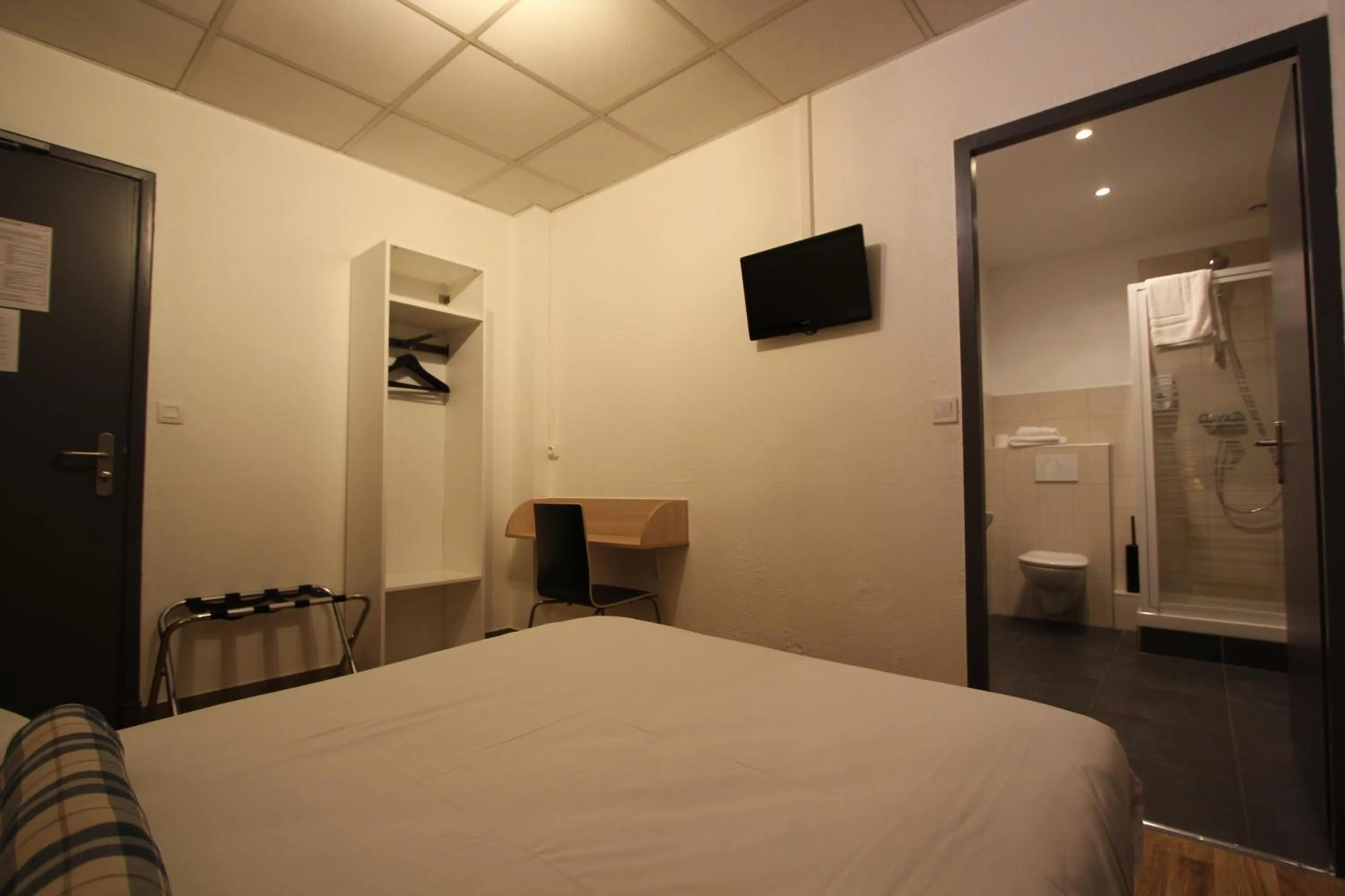 Bed in Hôtel Vol de Nuit Purpan