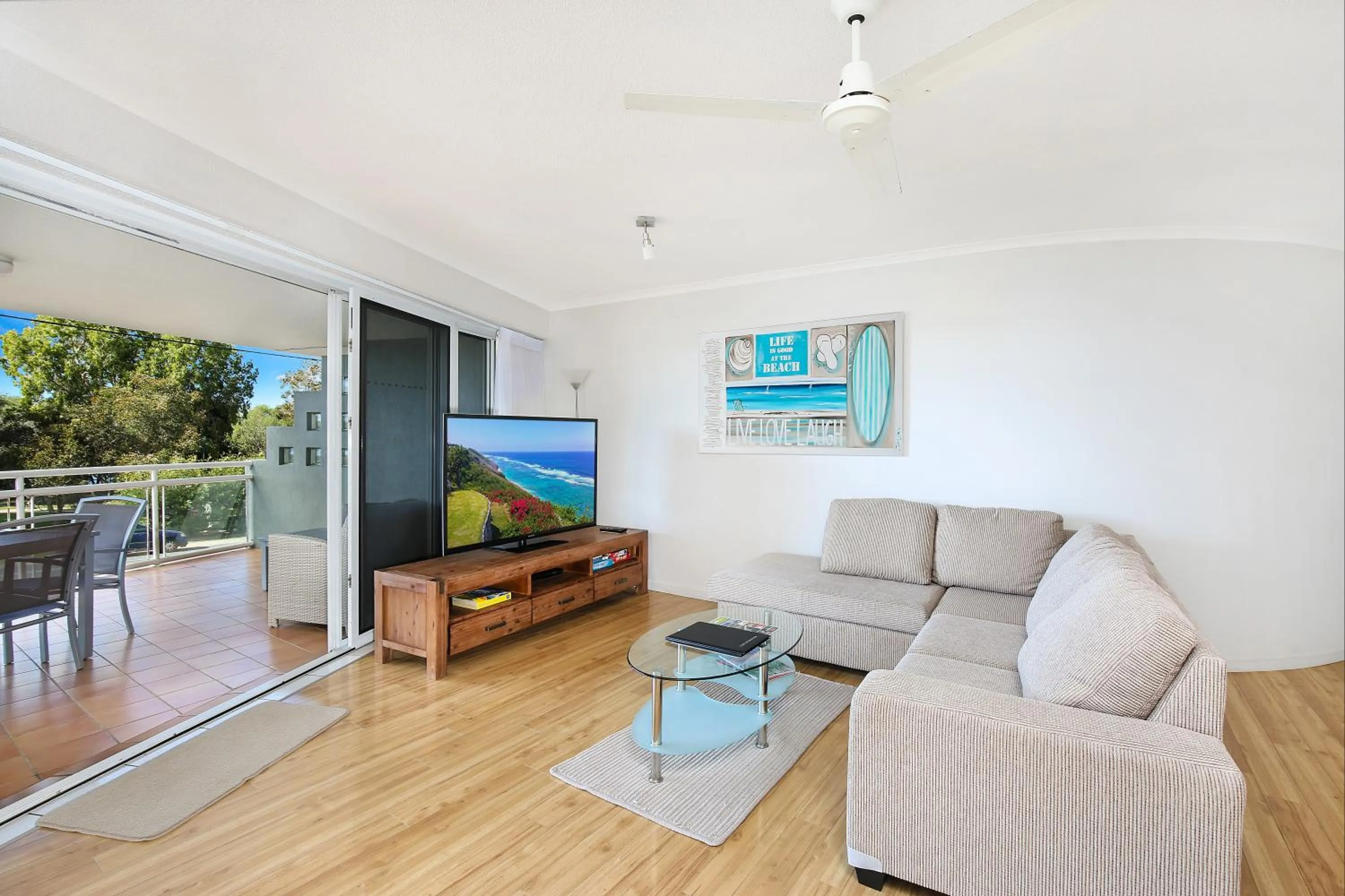 Living room in Belvedere Apartments