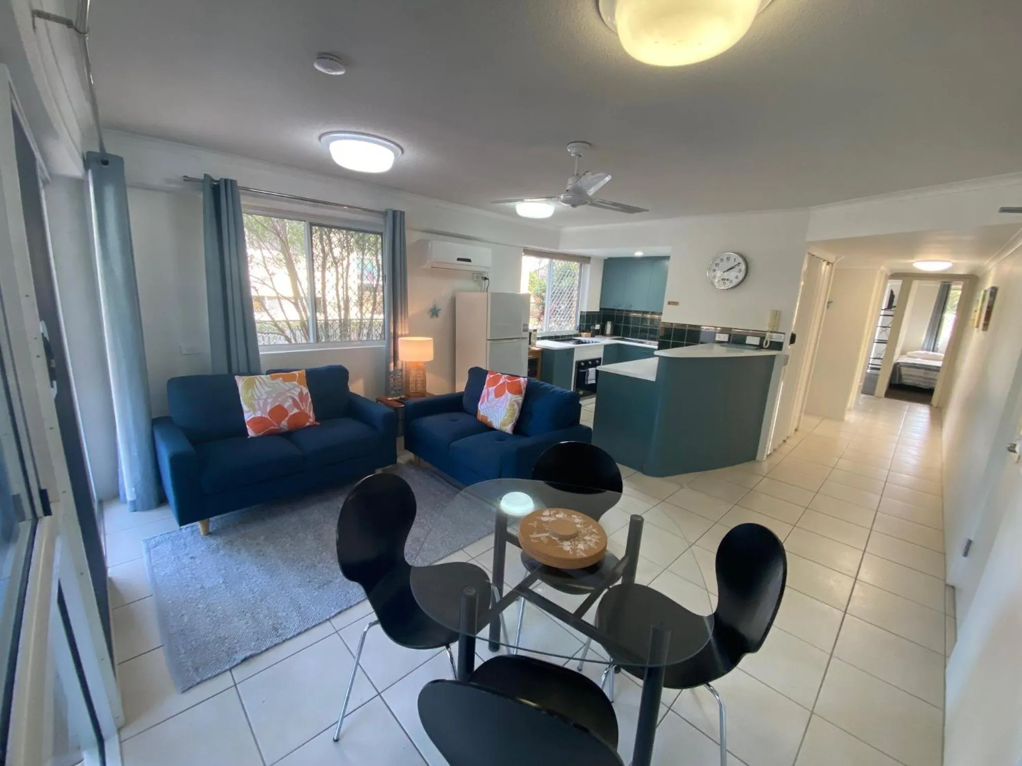 Kitchen or kitchenette in Belvedere Apartments