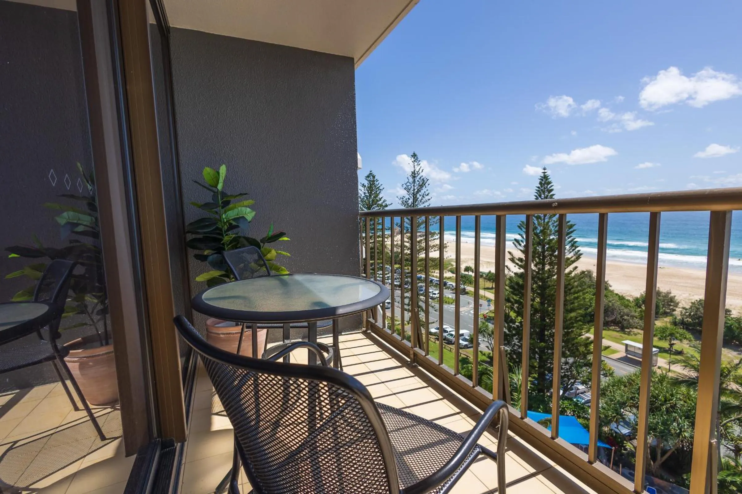 The Rocks Resort - Official