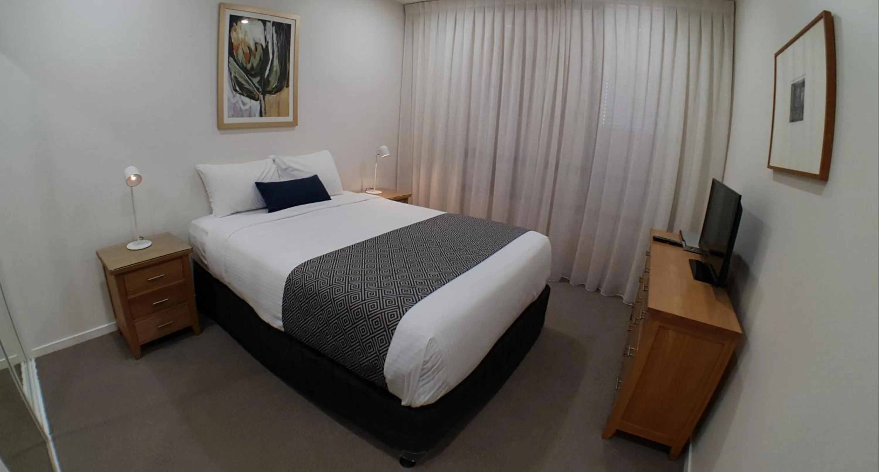 Bed in The Dunes Cotton Tree