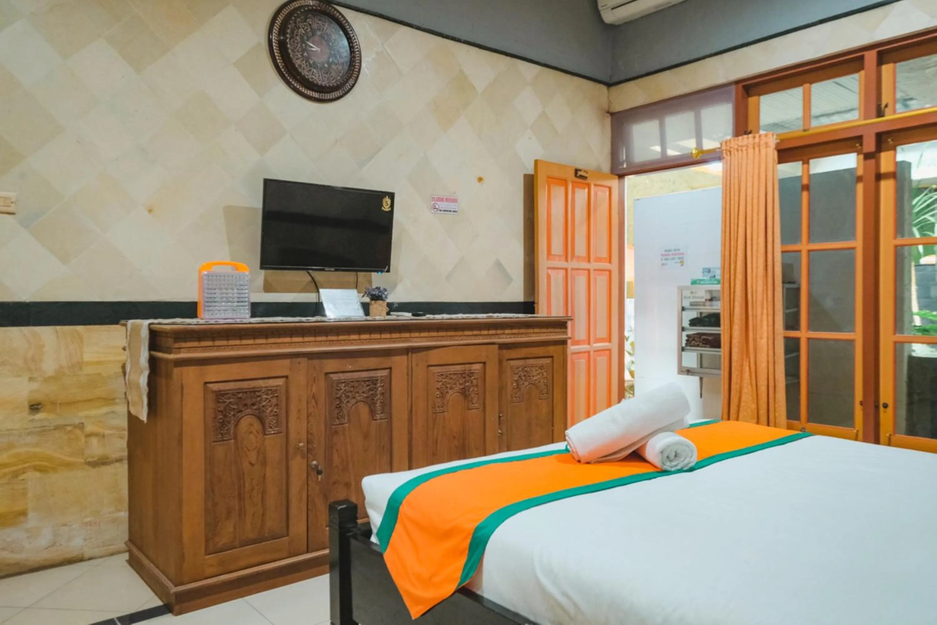 Bed in Homestay Simply Homy Jogja dekat Gembiraloka Zoo
