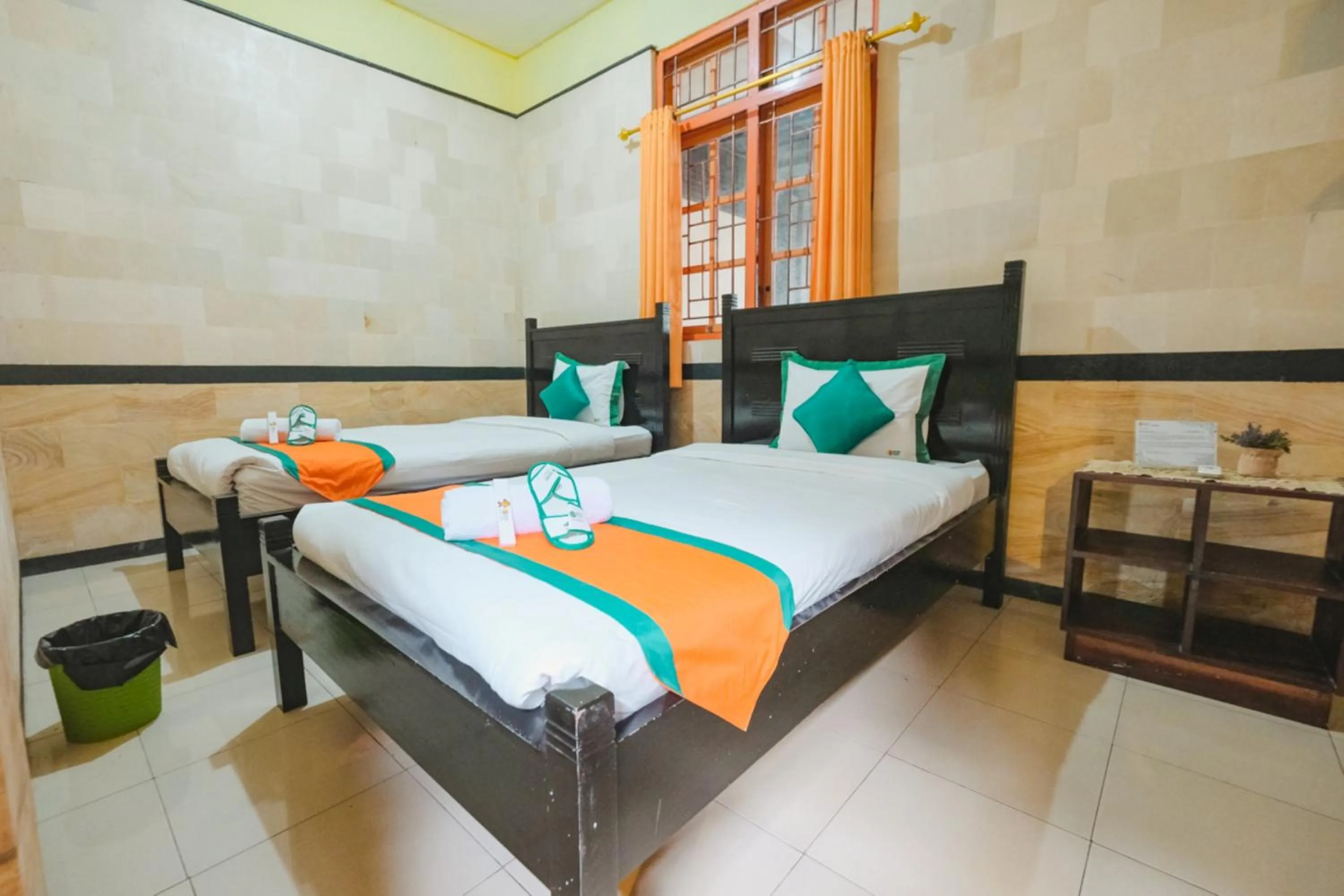 Bed in Homestay Simply Homy Jogja dekat Gembiraloka Zoo