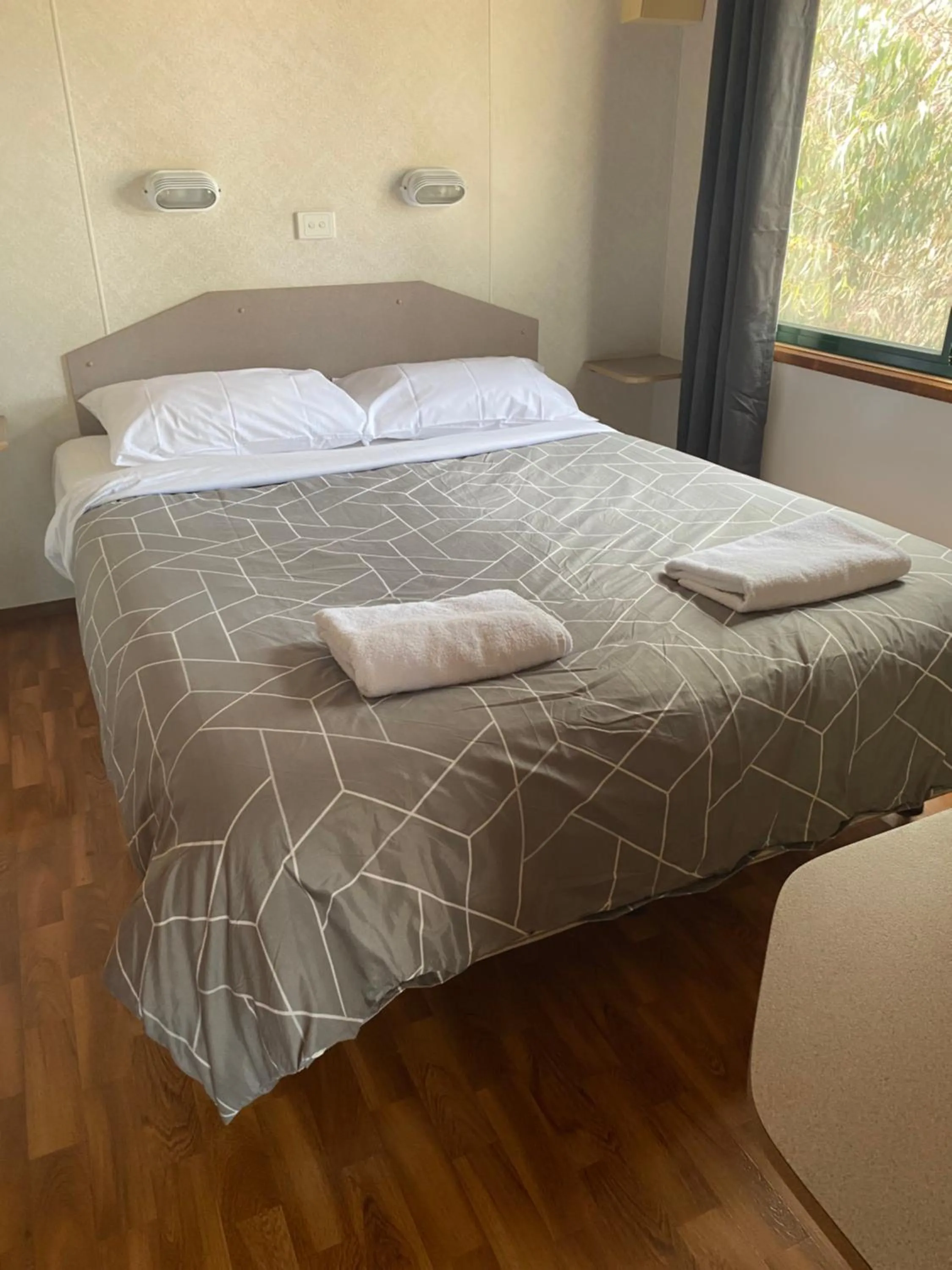 Bed in Kangaroo Island Cabins