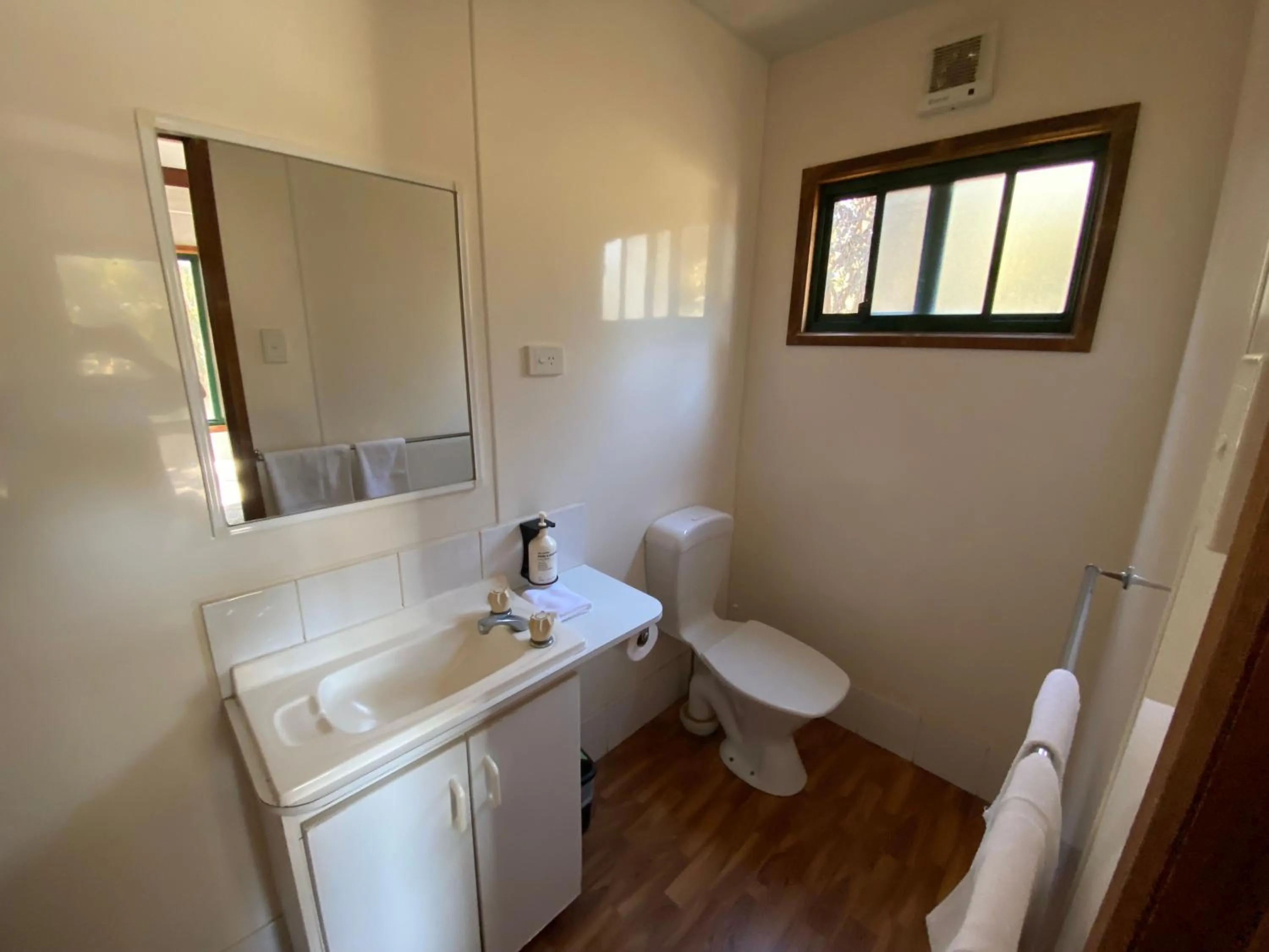 Kangaroo Island Cabins