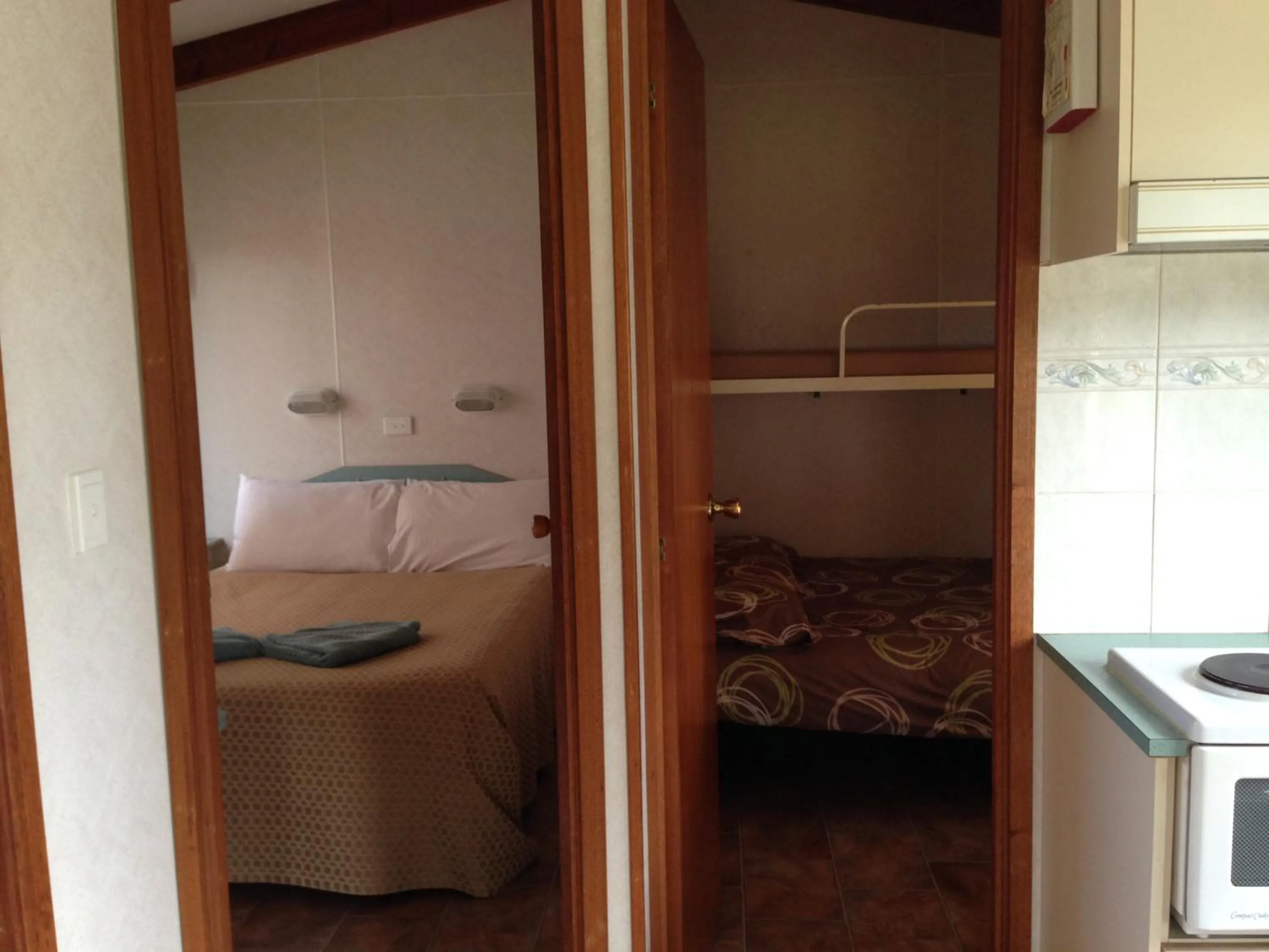 Bed in Kangaroo Island Cabins
