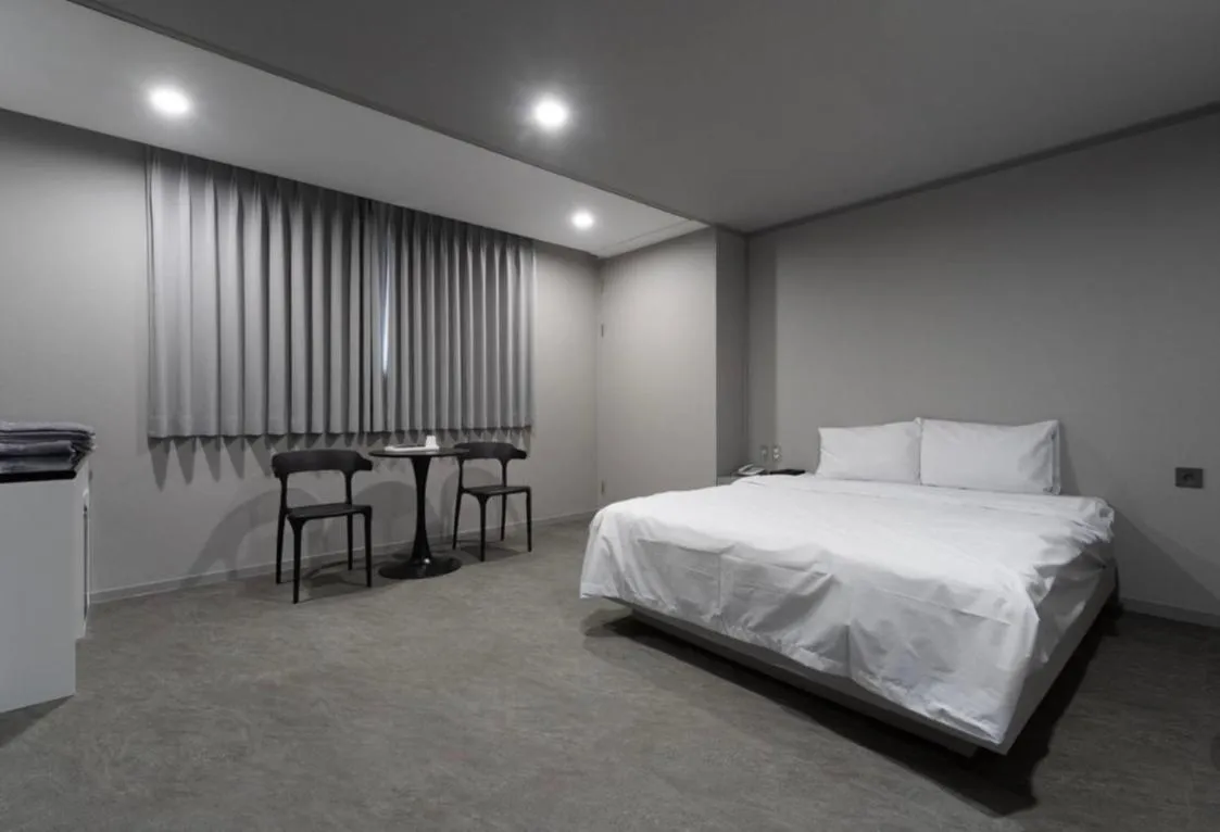 Bed in Hotel Diamant