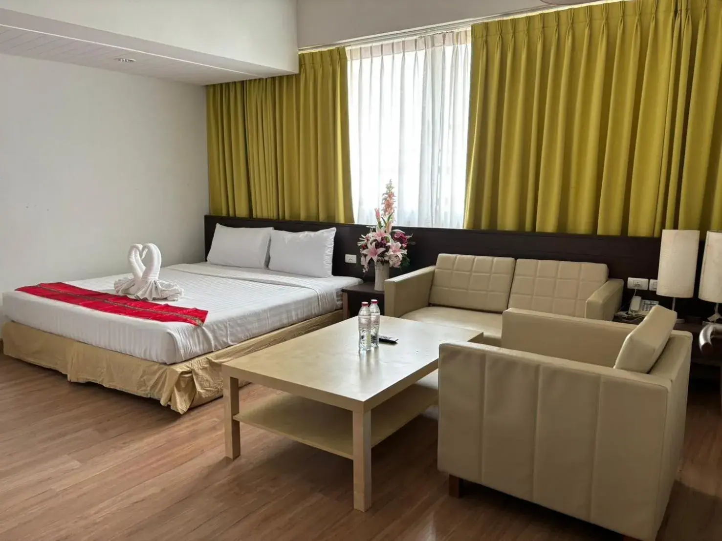 Bed in Aloha Hatyai Hotel Bed in Aloha Hatyai Hotel