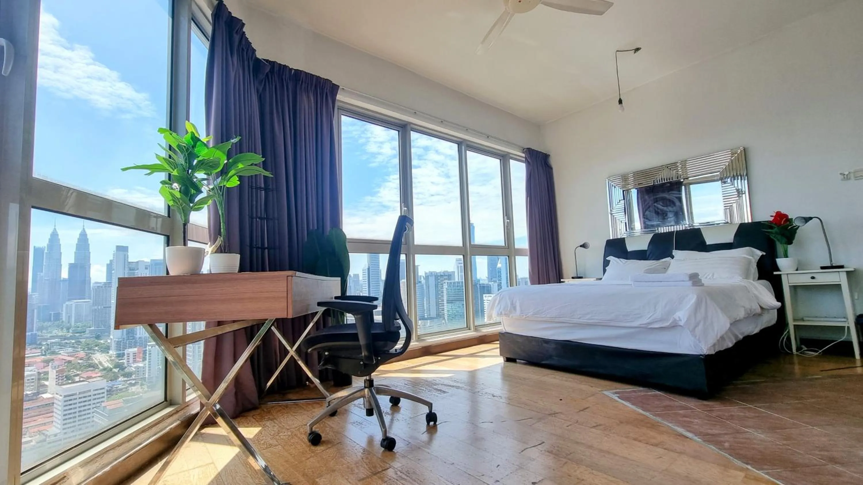 Bed in Penthouse on 34 - The Highest Unit and Best Views in Regalia & Private Rooftop Terrace