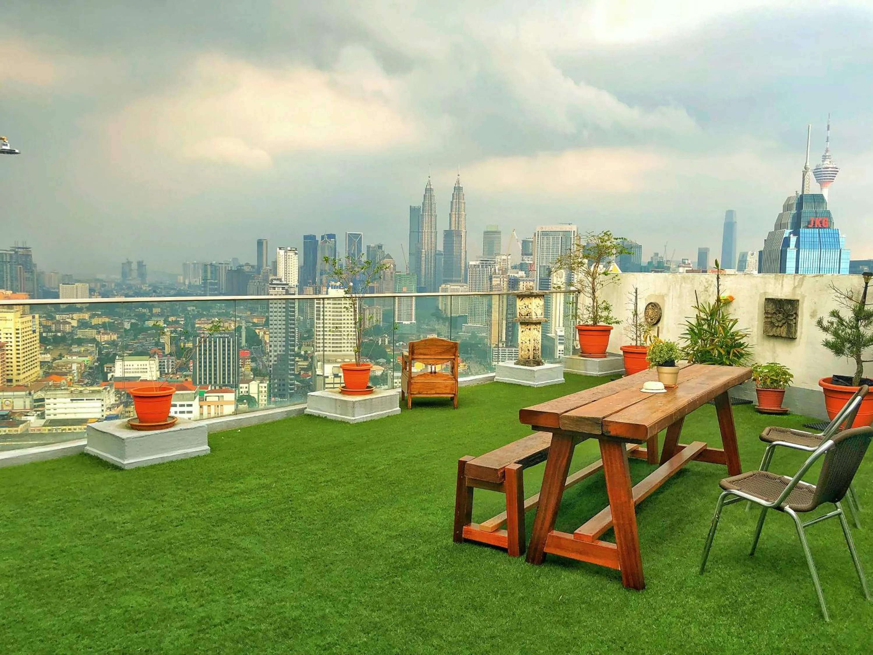 Garden in Penthouse on 34 - The Highest Unit and Best Views in Regalia & Private Rooftop Terrace