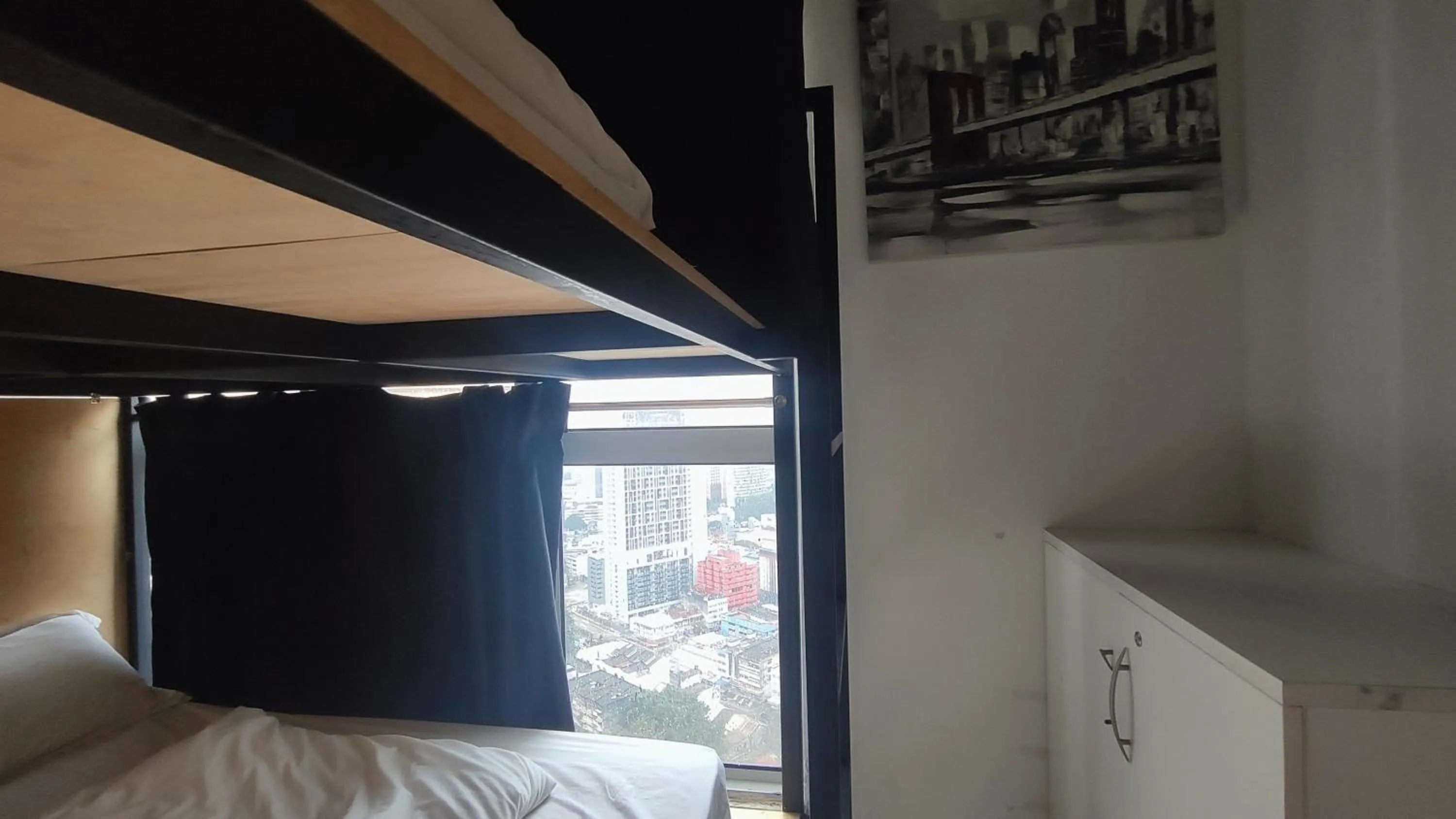 Bed in Penthouse on 34 - The Highest Unit and Best Views in Regalia & Private Rooftop Terrace