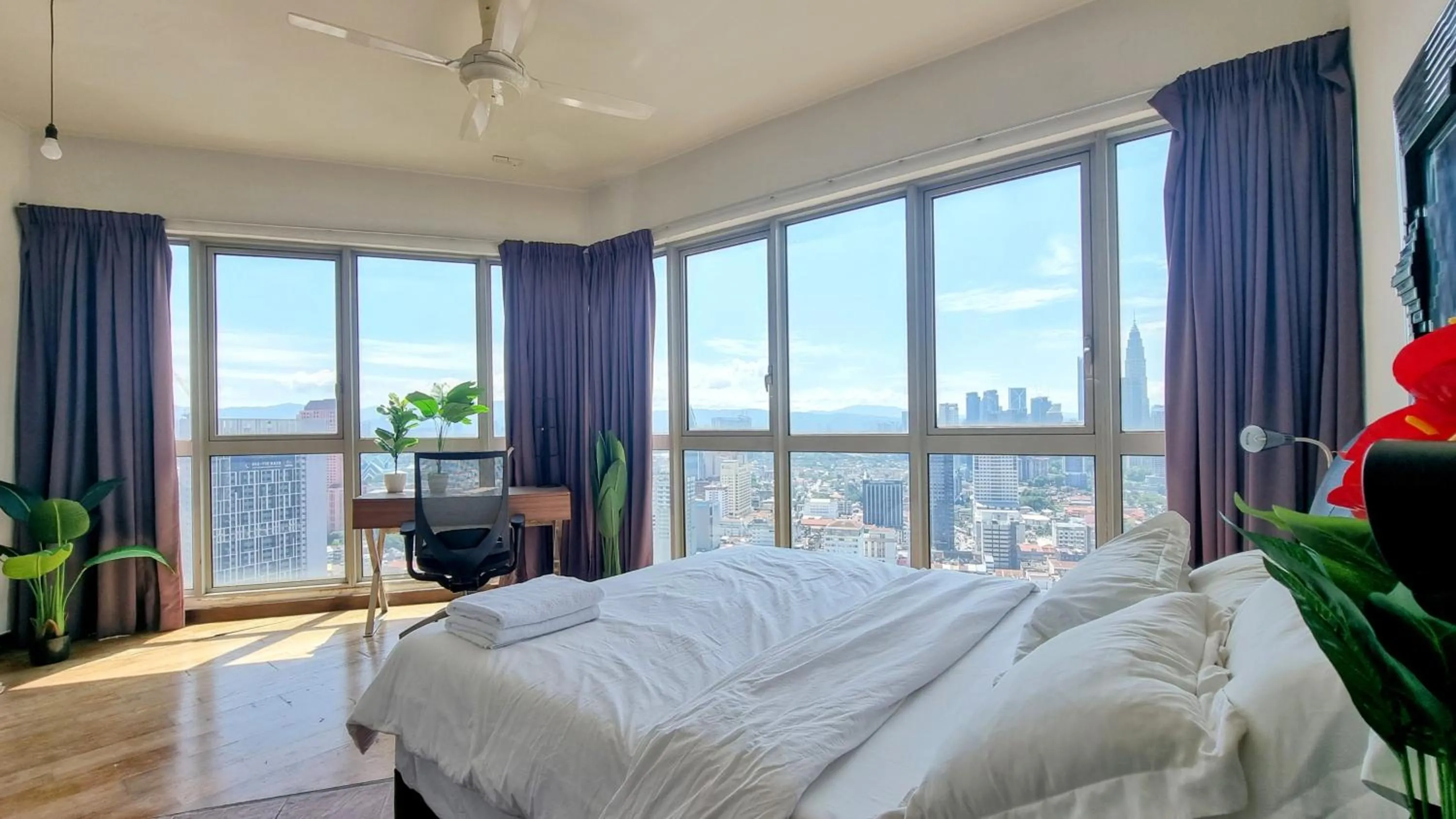 Bed in Penthouse on 34 - The Highest Unit and Best Views in Regalia & Private Rooftop Terrace