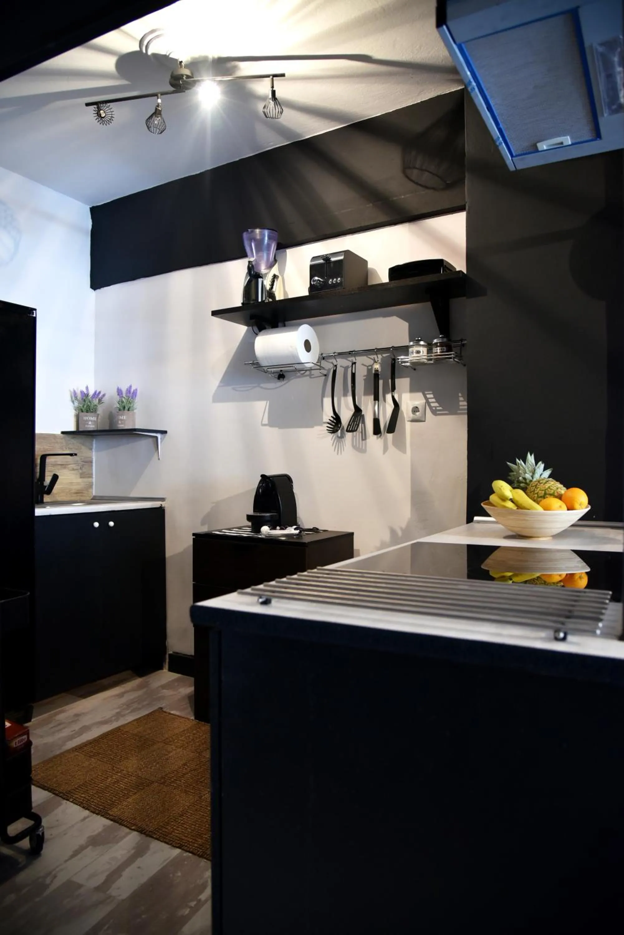 Home Plus Psirri Apartment