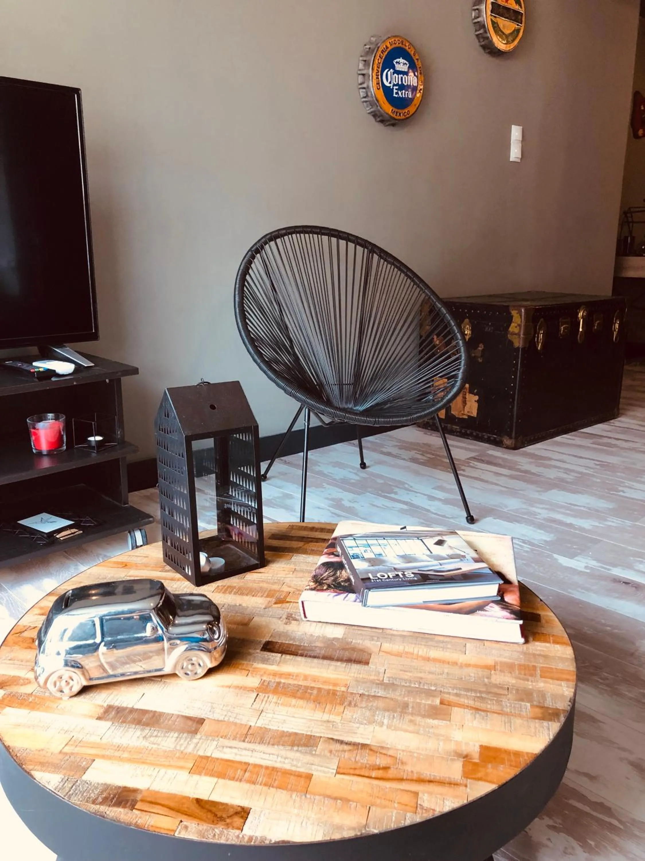 Home Plus Psirri Apartment