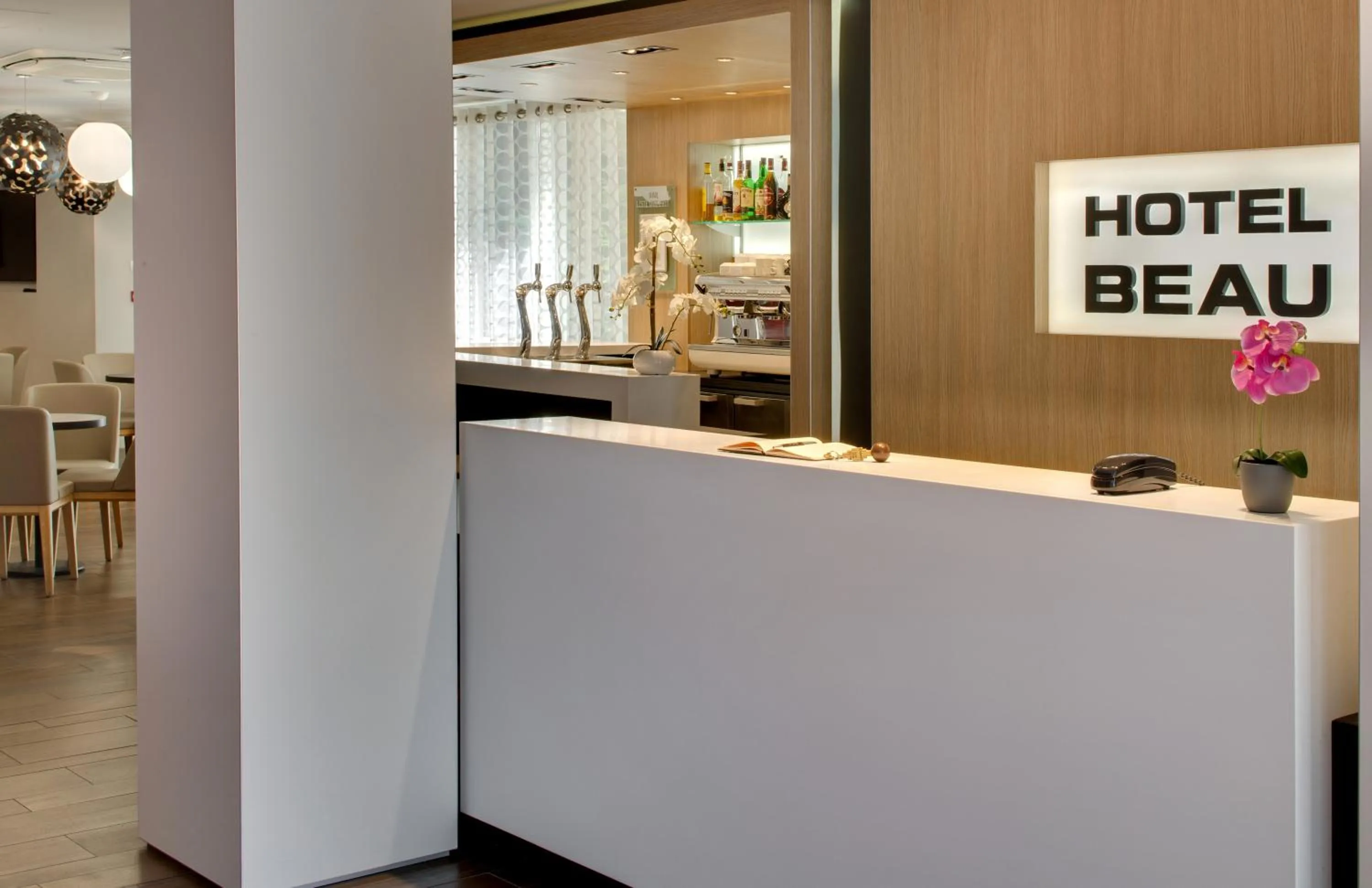 Lobby or reception in Hôtel Beau Site