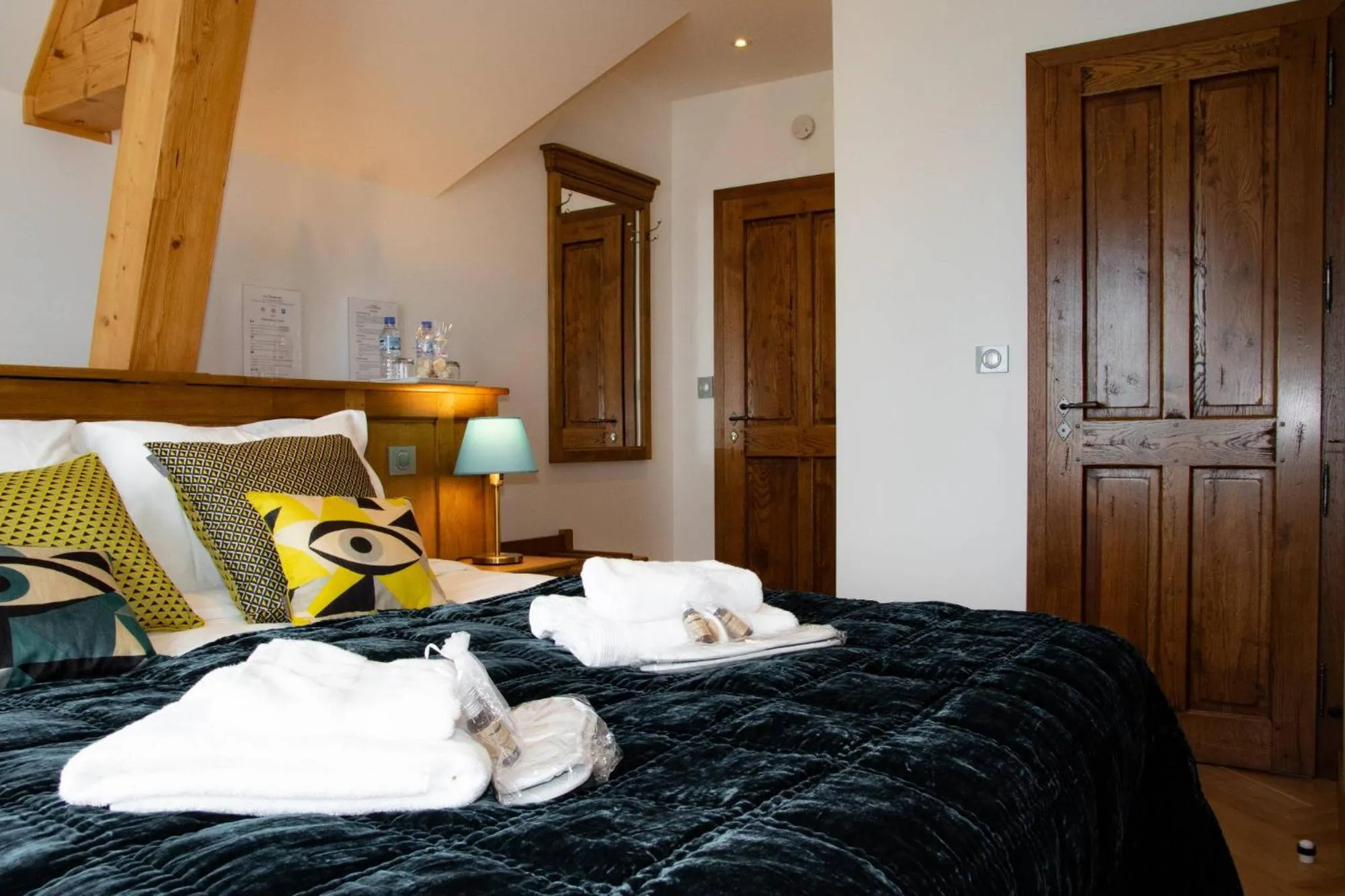 Bed in LA CHARMERAIE