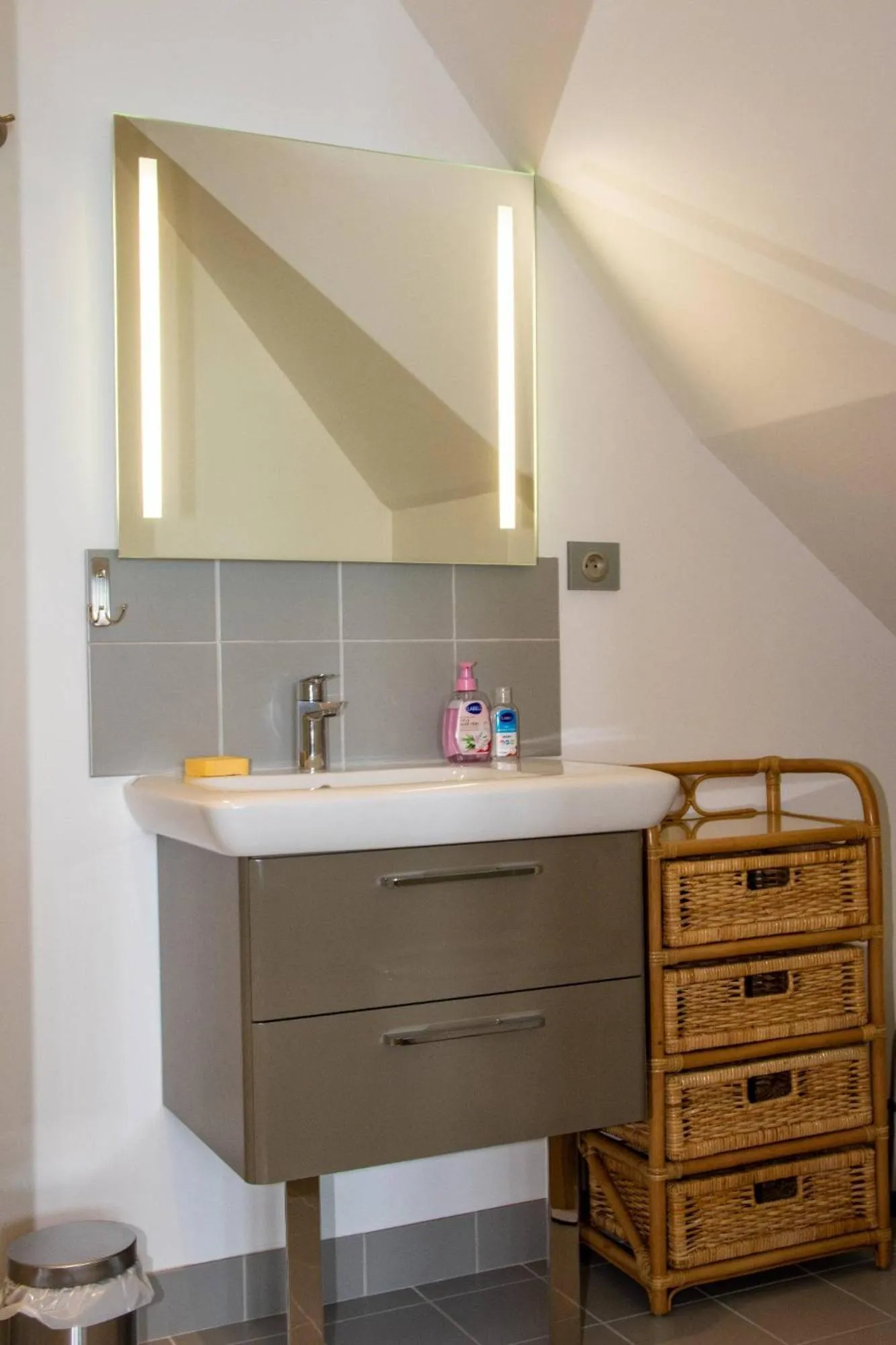 Shower in LA CHARMERAIE