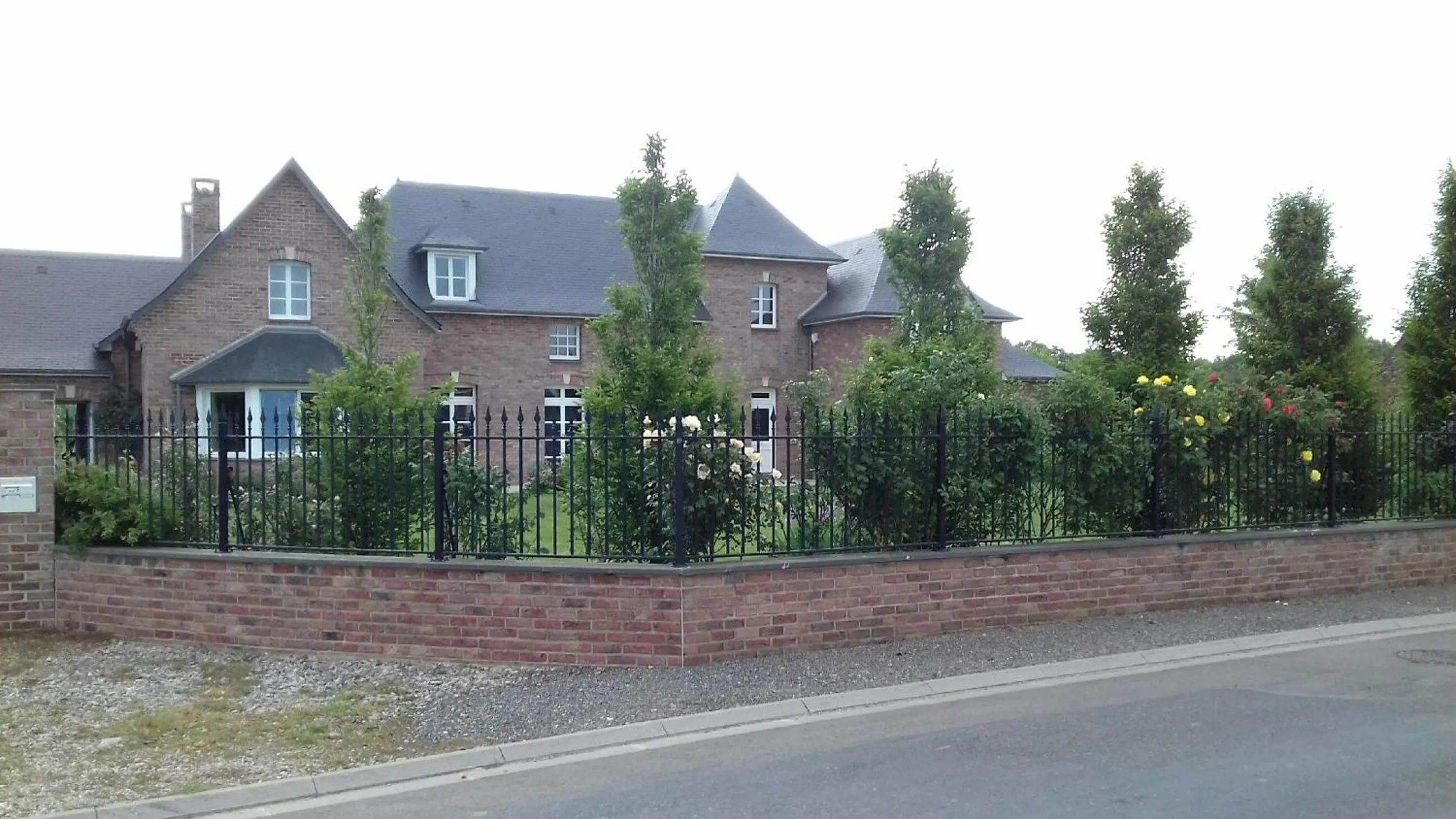 Property building in LA CHARMERAIE