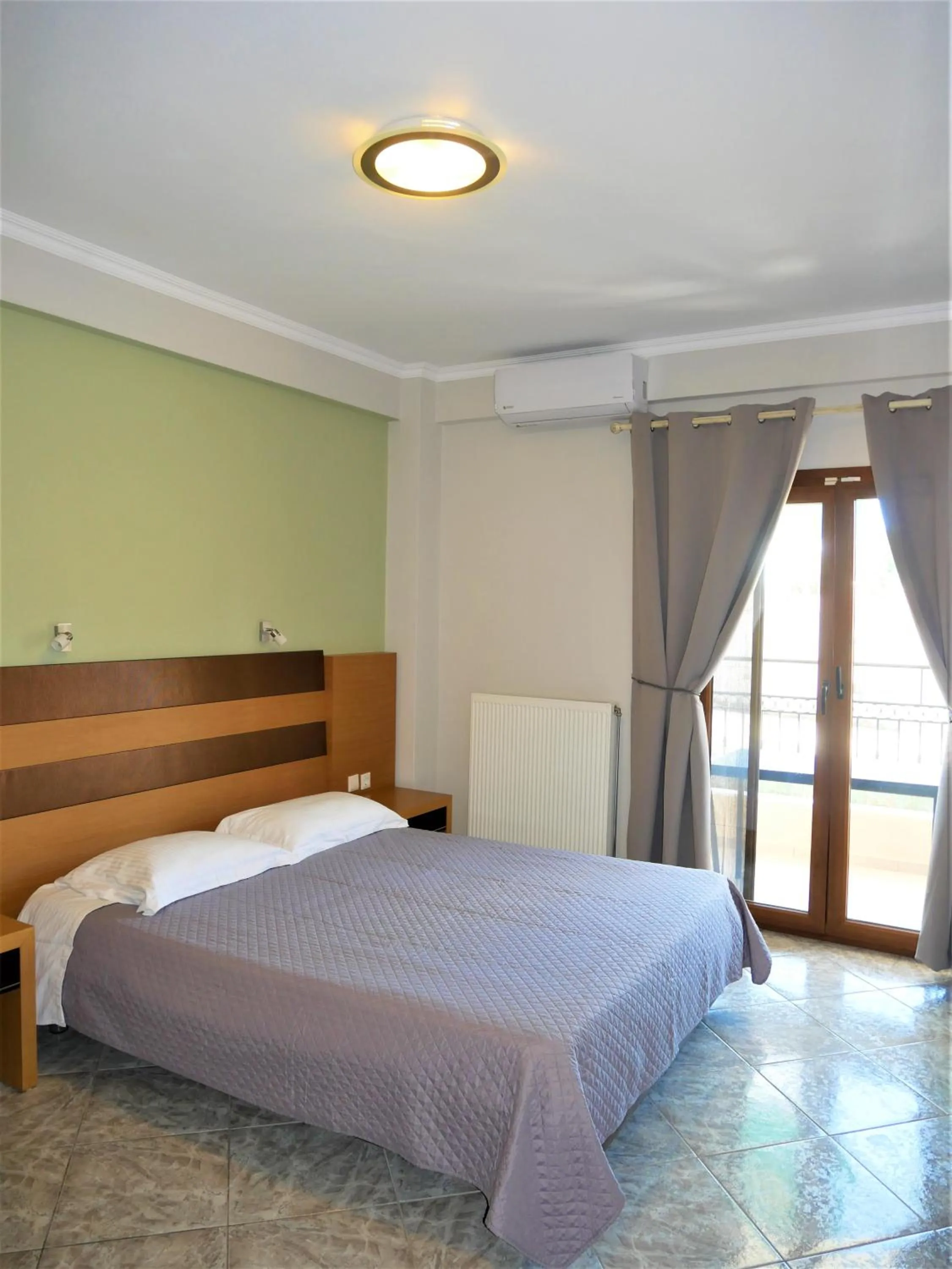 Bedroom, Bed in Sandra's Studios