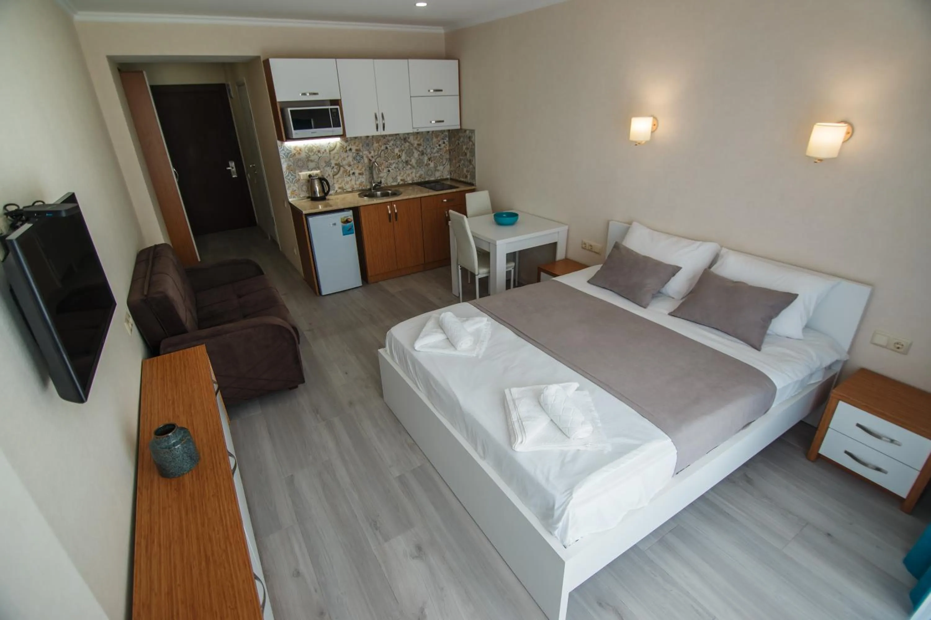 Photo of the whole room in Real Beach Tower