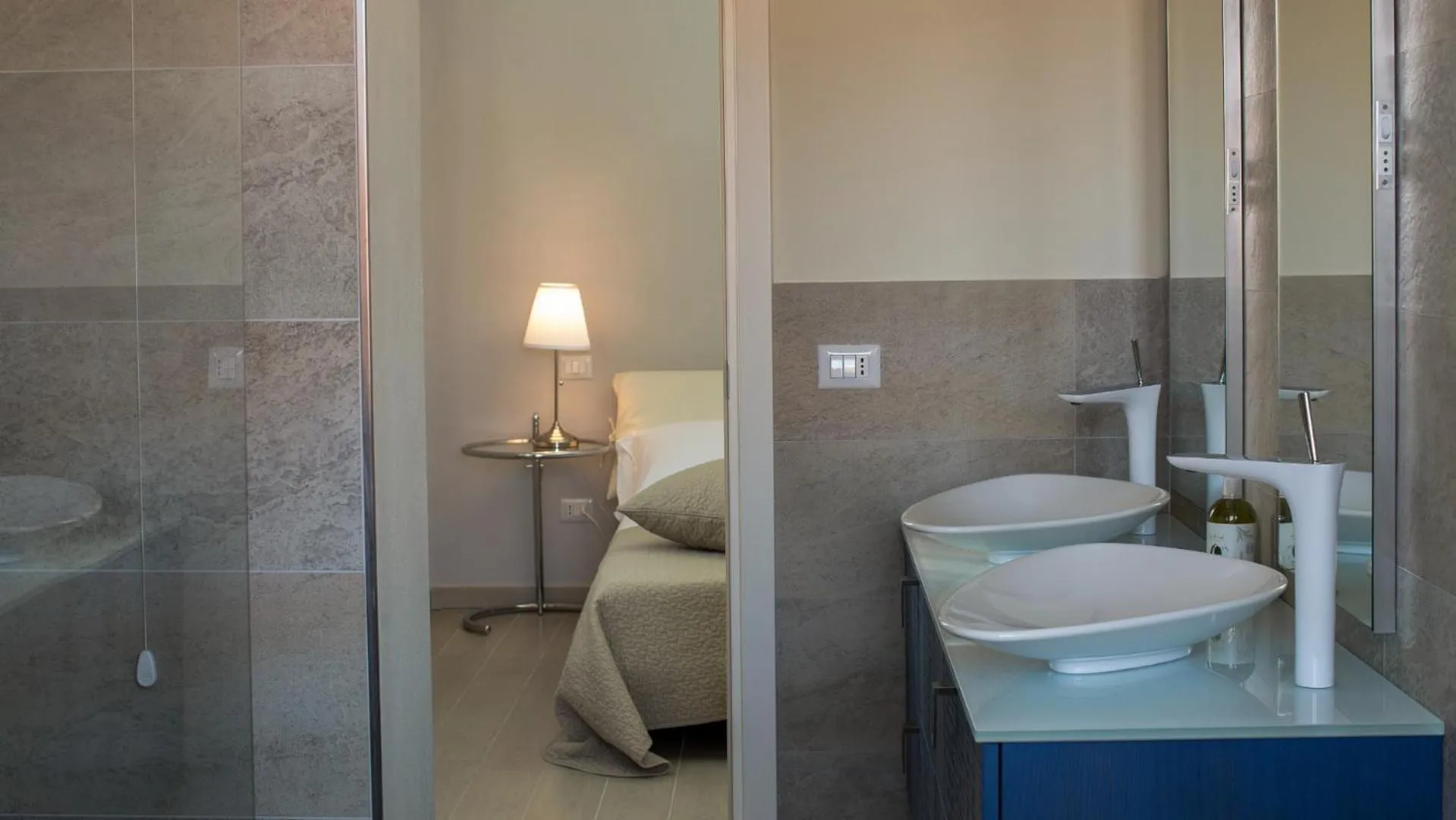 Shower in Residence Millecento - Aperto tutto l'anno