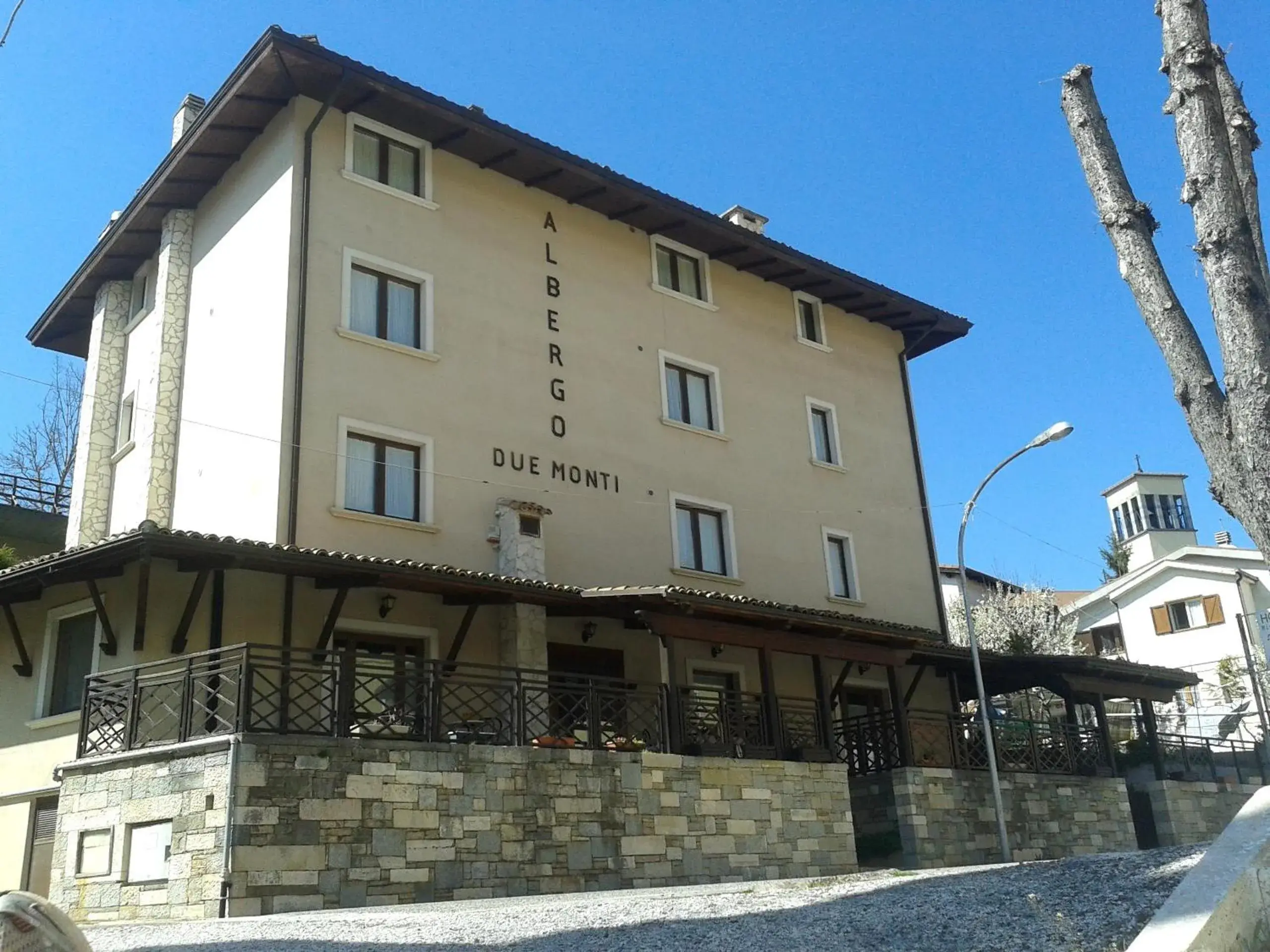 Albergo Due Monti Albergo Due Monti