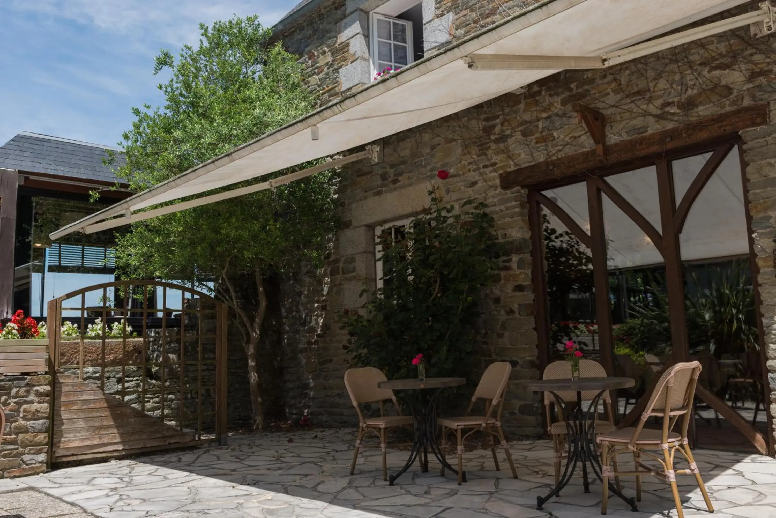 Property building in Manoir de la Roche Torin, The Originals Relais Property building in Manoir de la Roche Torin, The Originals Relais